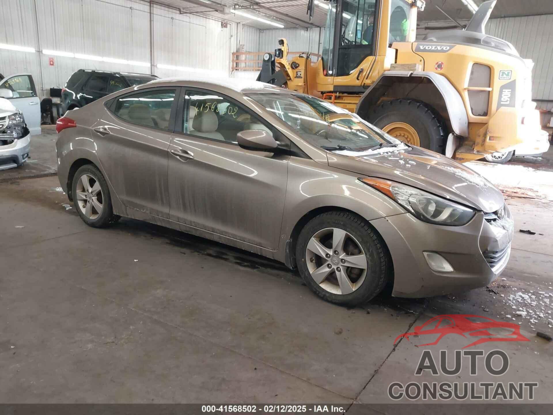 HYUNDAI ELANTRA 2013 - 5NPDH4AE7DH390616