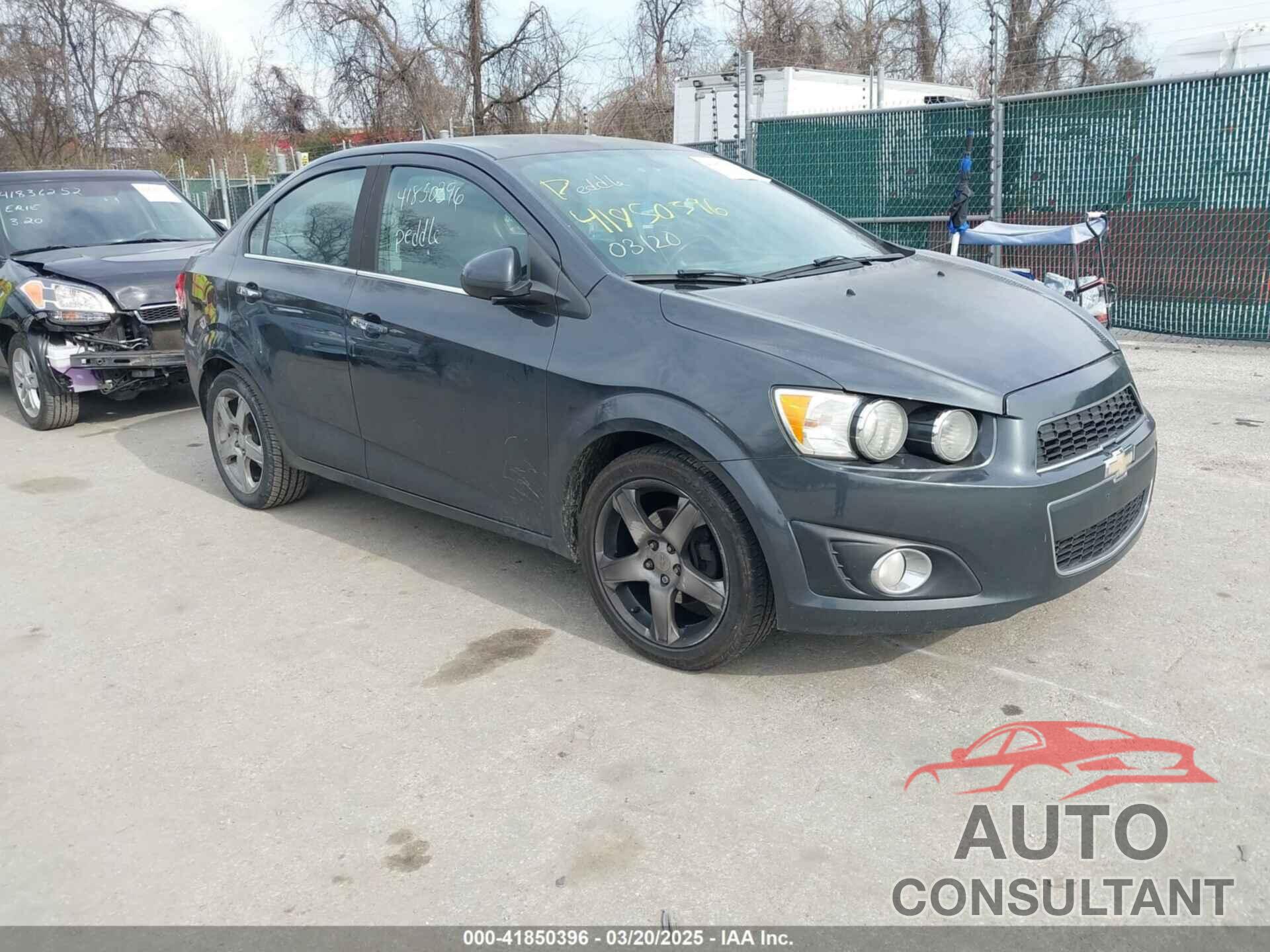 CHEVROLET SONIC 2014 - 1G1JE5SB1E4200234