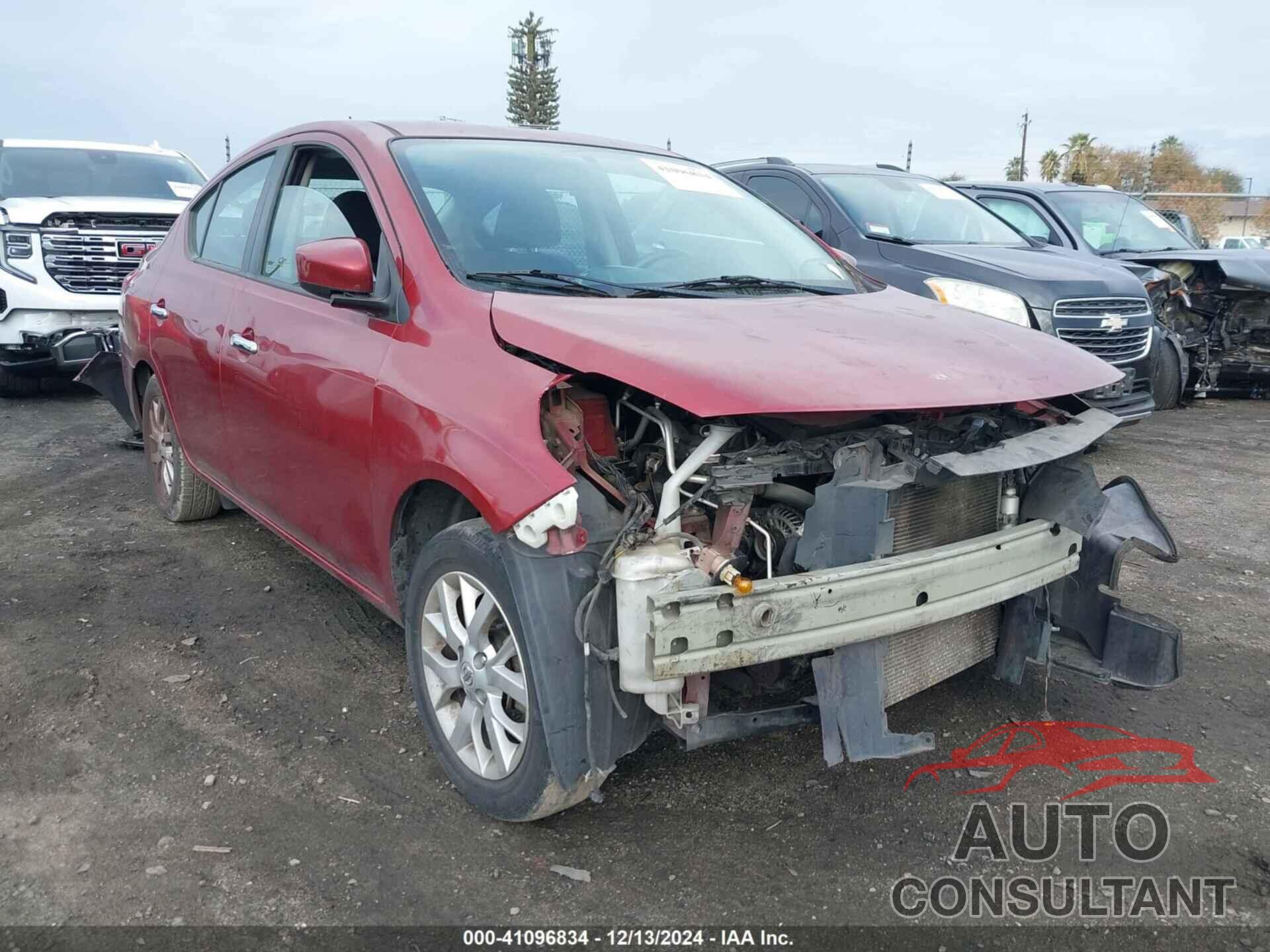 NISSAN VERSA 2018 - 3N1CN7AP8JL821423