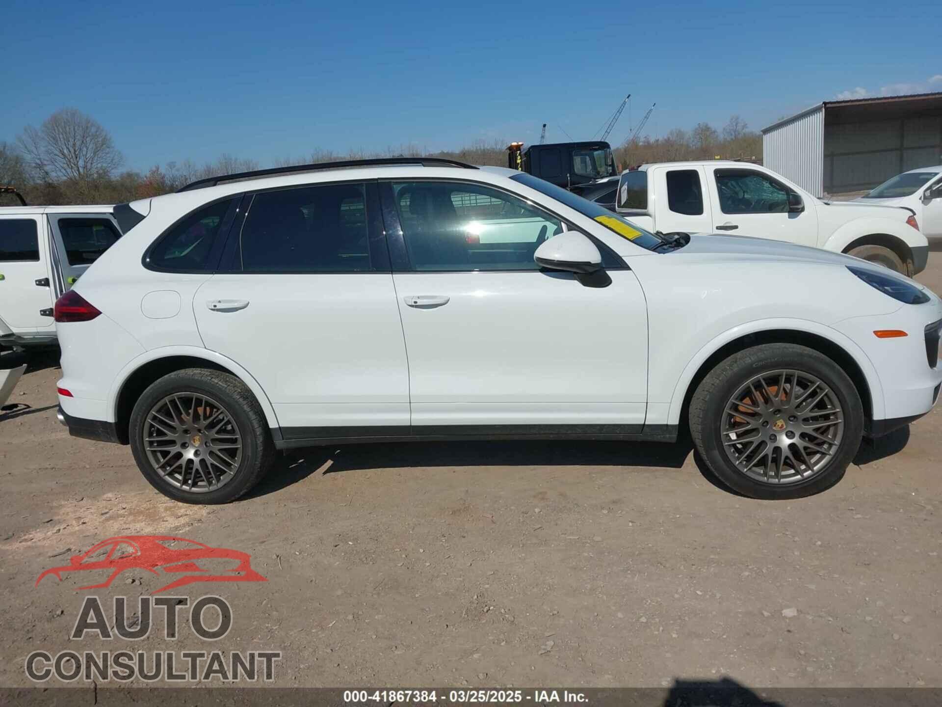 PORSCHE CAYENNE 2017 - WP1AA2A2XHKA85652