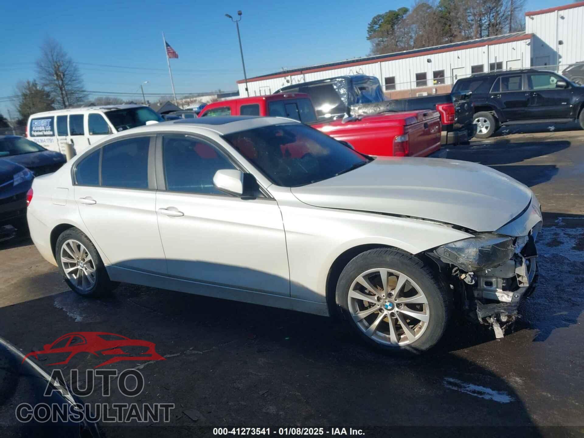 BMW 320I 2016 - WBA8E5G52GNU19304