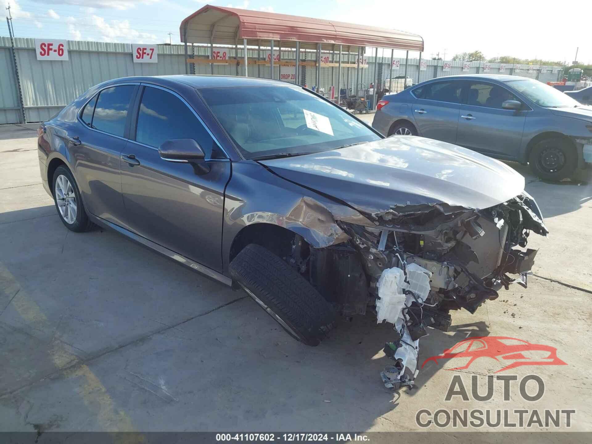 TOYOTA CAMRY 2024 - 4T1R11AKXRU223108