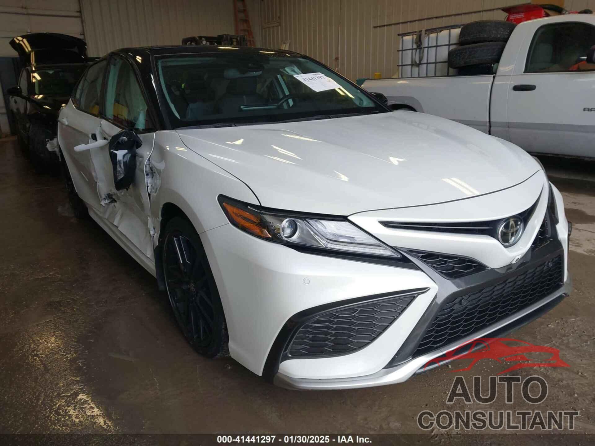 TOYOTA CAMRY 2022 - 4T1KZ1AK2NU067053