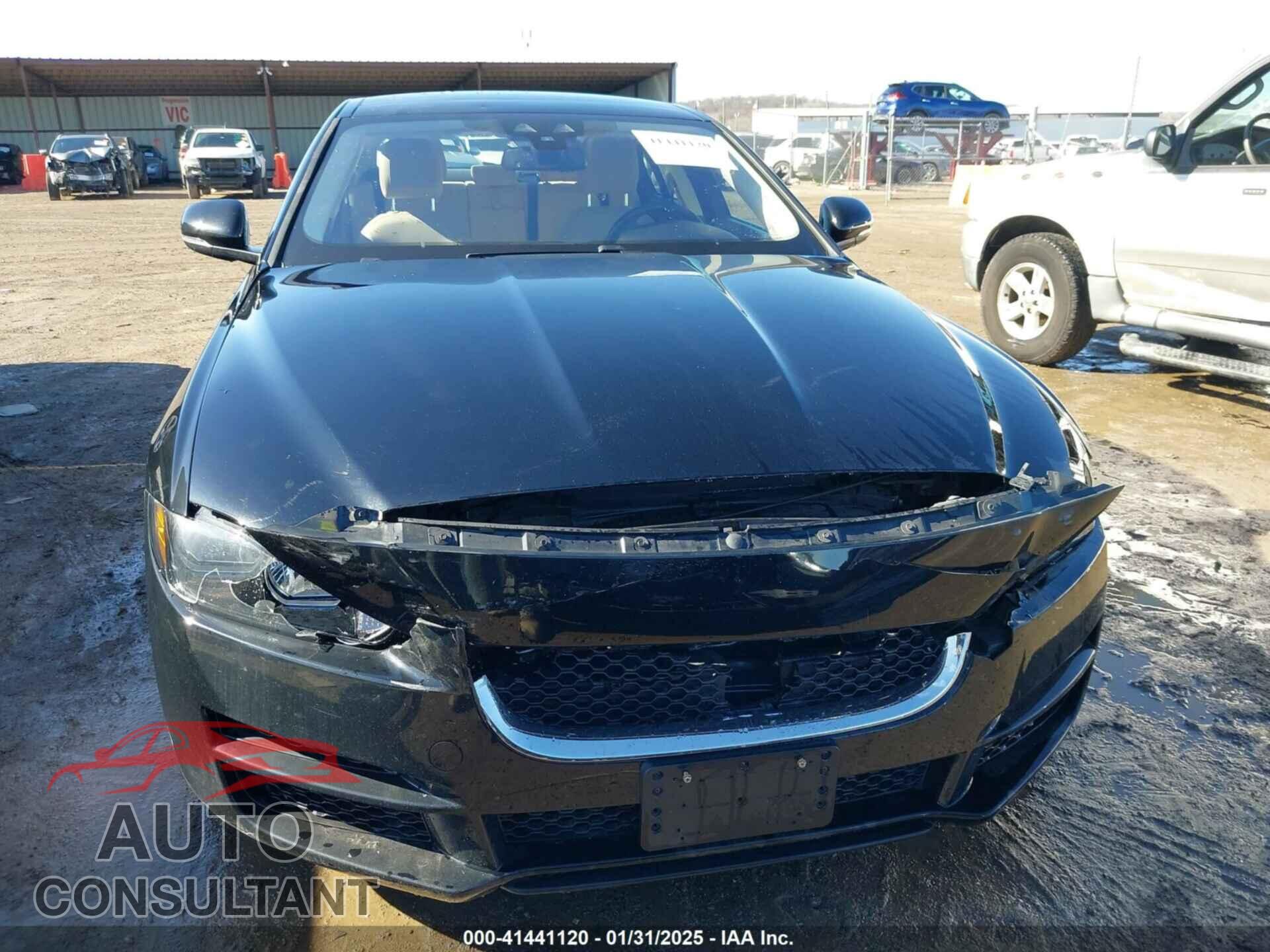 JAGUAR XE 2018 - SAJAD4FX3JCP20138