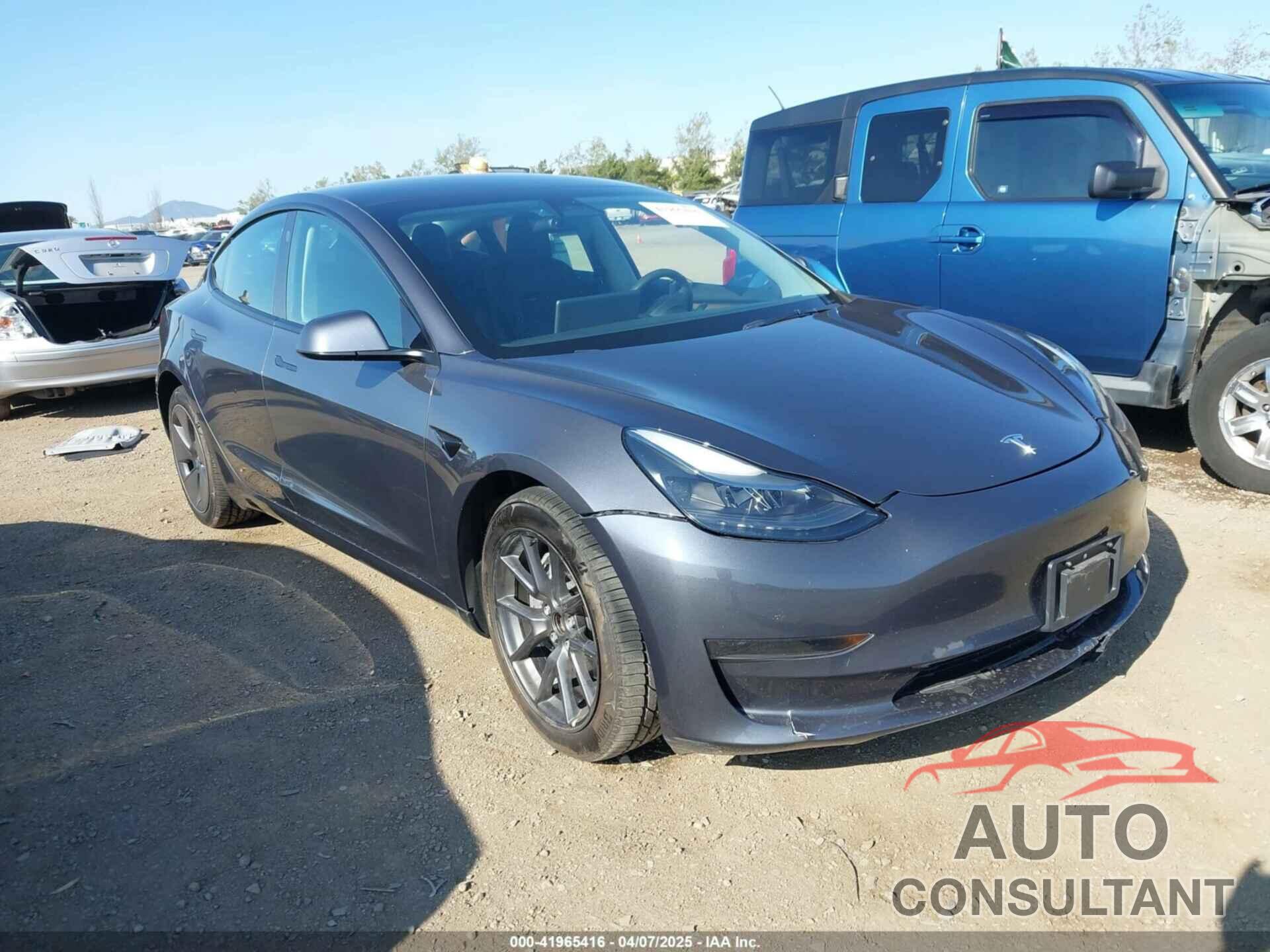 TESLA MODEL 3 2023 - 5YJ3E1EA7PF447409