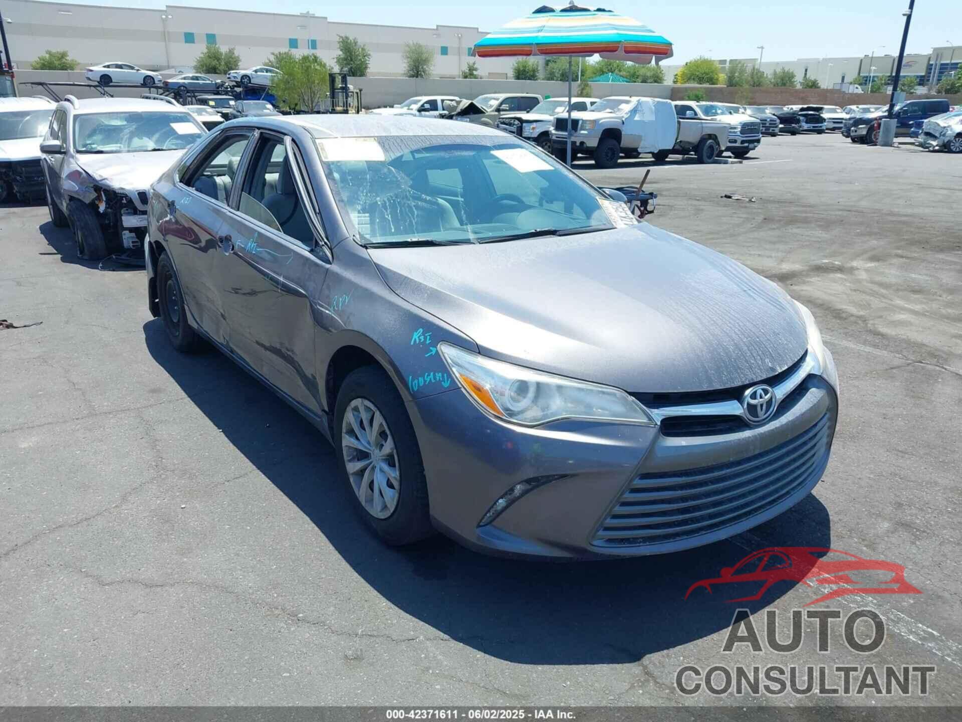 TOYOTA CAMRY 2017 - 4T1BF1FK6HU369645