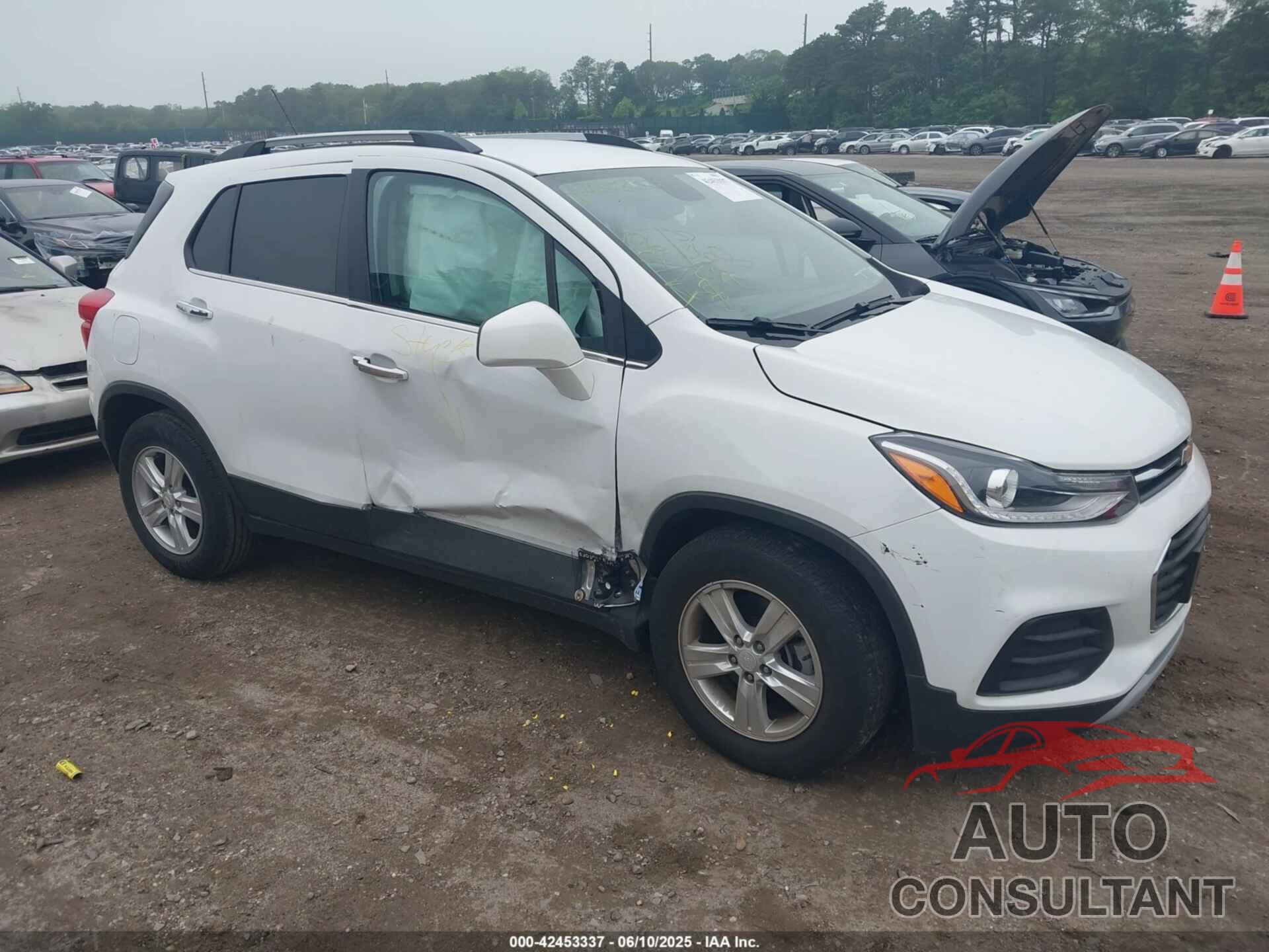 CHEVROLET TRAX 2018 - 3GNCJLSB8JL293202