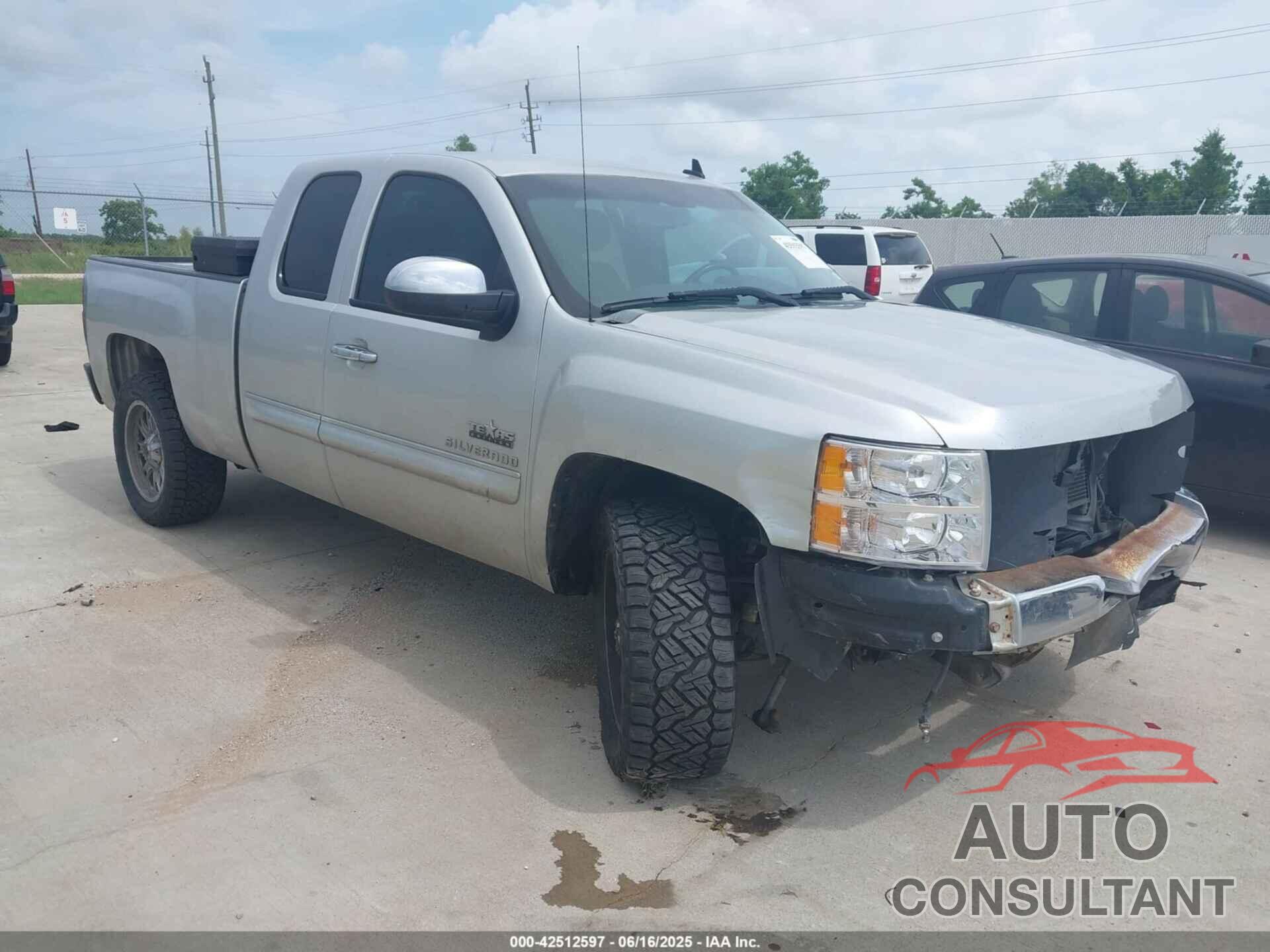 CHEVROLET SILVERADO 1500 2012 - 1GCRCSE04CZ218560