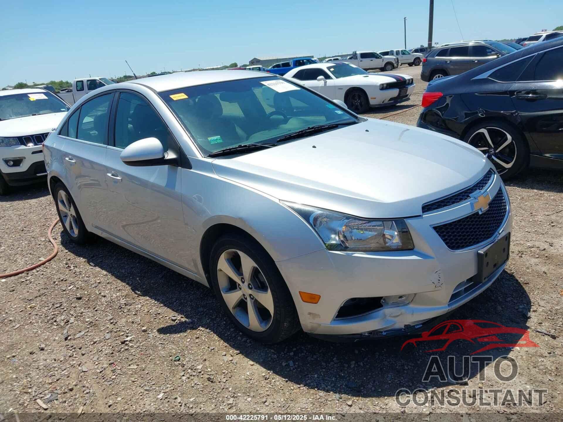 CHEVROLET CRUZE 2011 - 1G1PG5S98B7196467