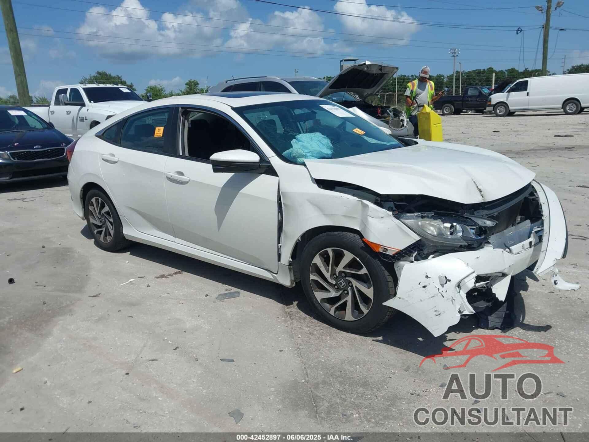 HONDA CIVIC 2017 - 19XFC2F75HE219170