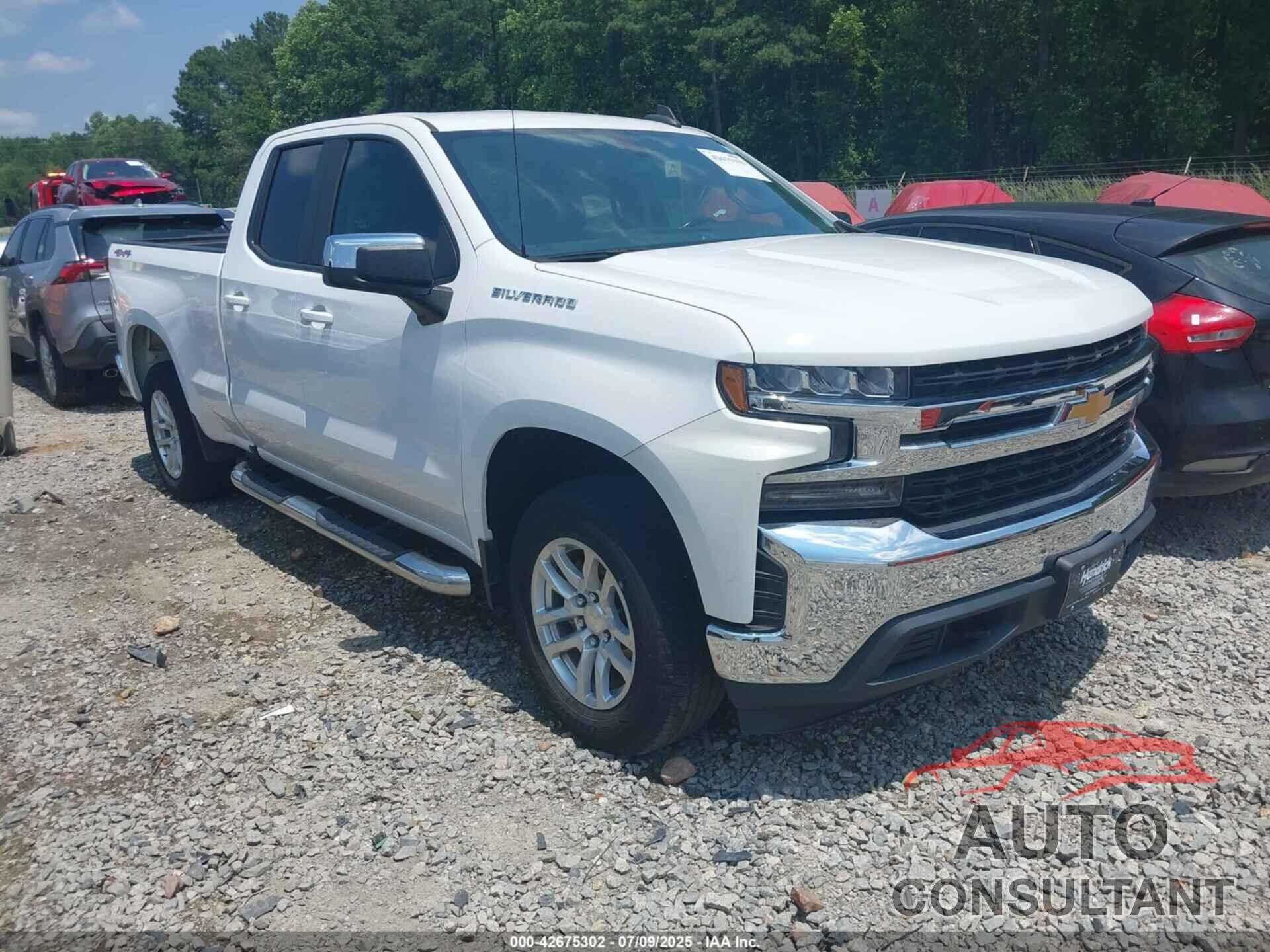 CHEVROLET SILVERADO 1500 2019 - 1GCRYDED8KZ243153