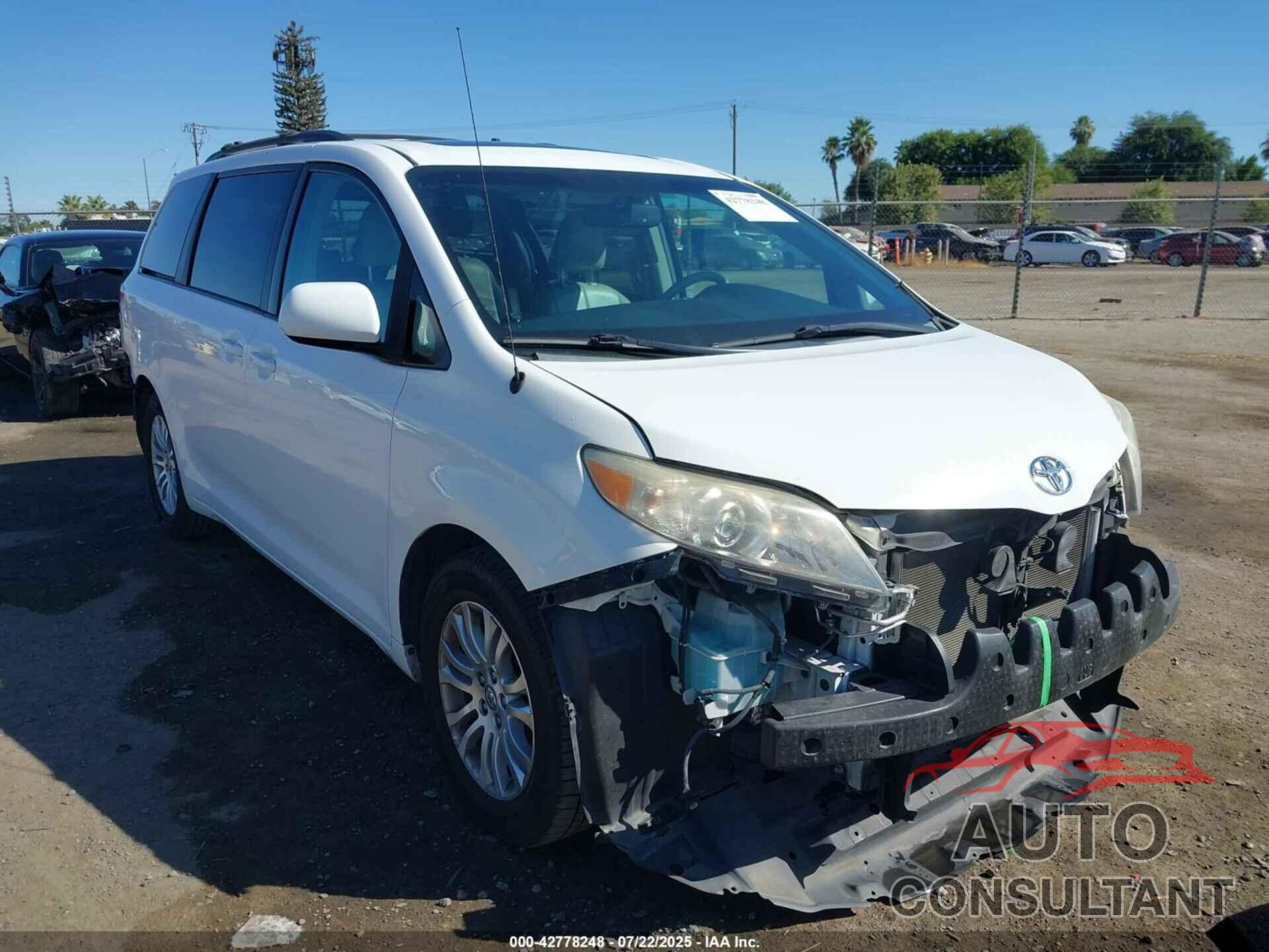 TOYOTA SIENNA 2012 - 5TDYK3DC6CS240285