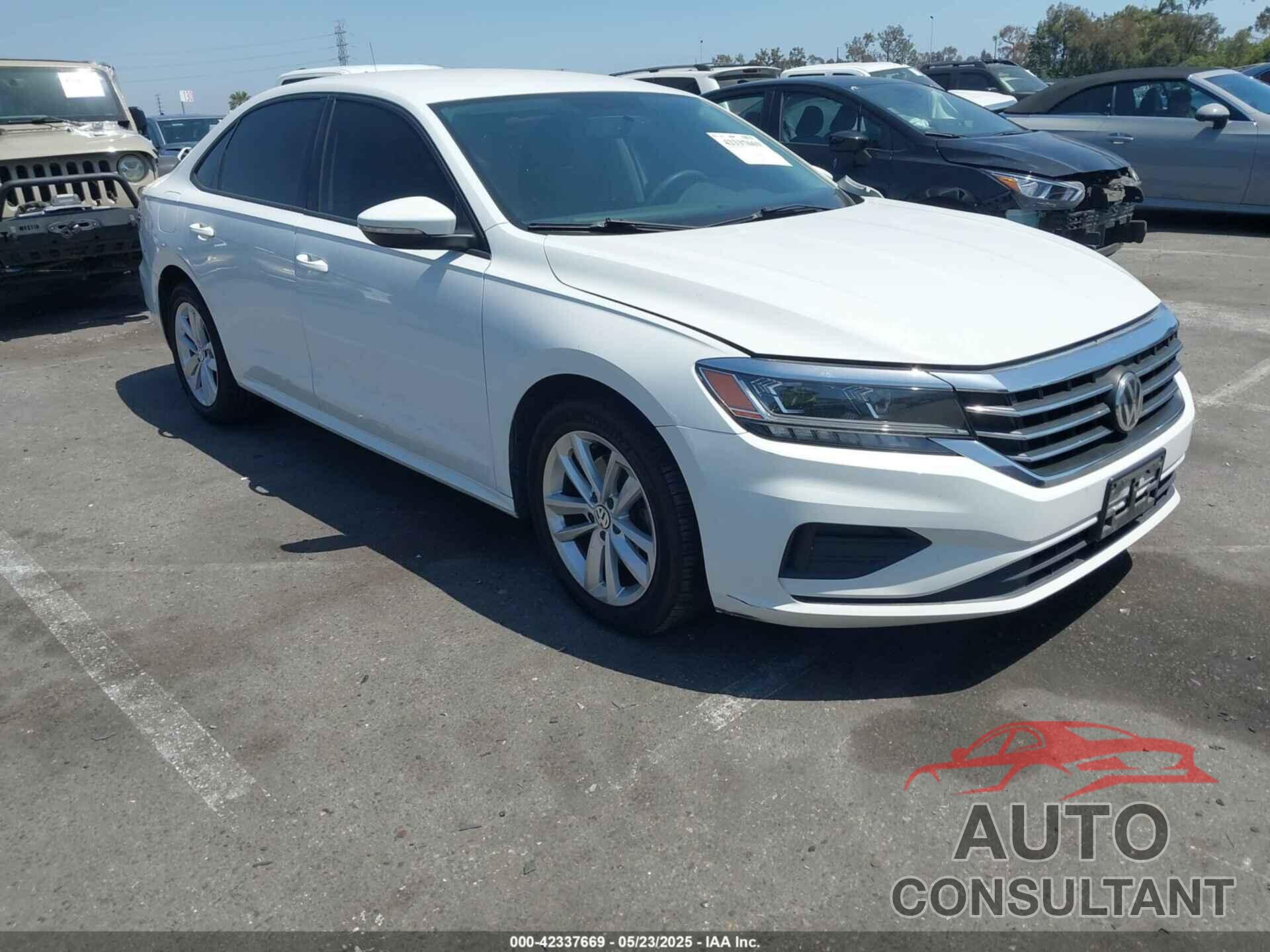 VOLKSWAGEN PASSAT 2020 - 1VWAA7A35LC013541