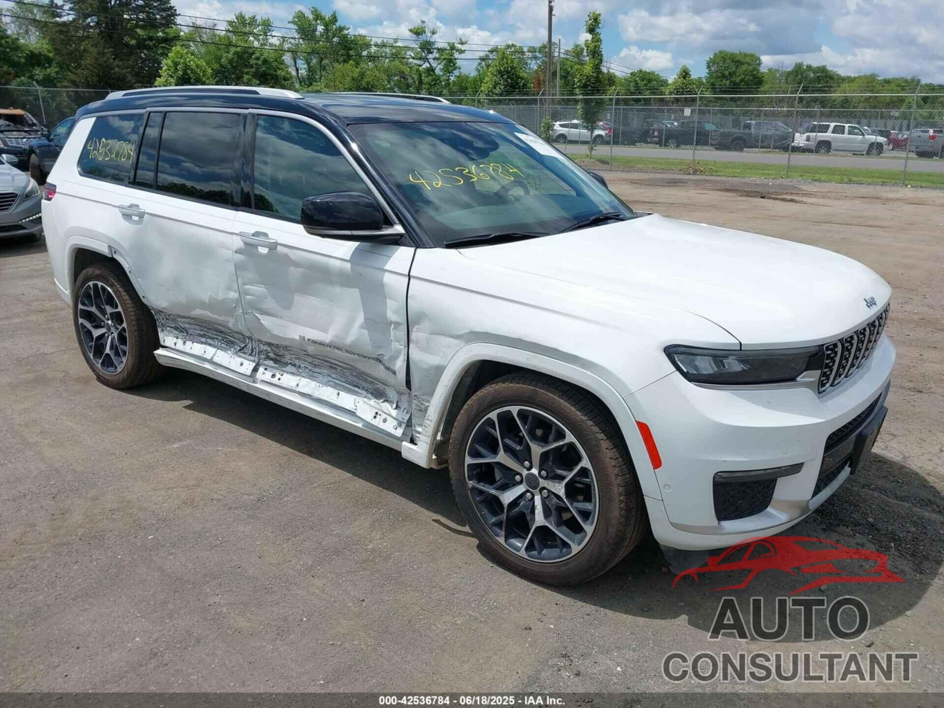 JEEP GRAND CHEROKEE L 2023 - 1C4RJKEG0P8722604