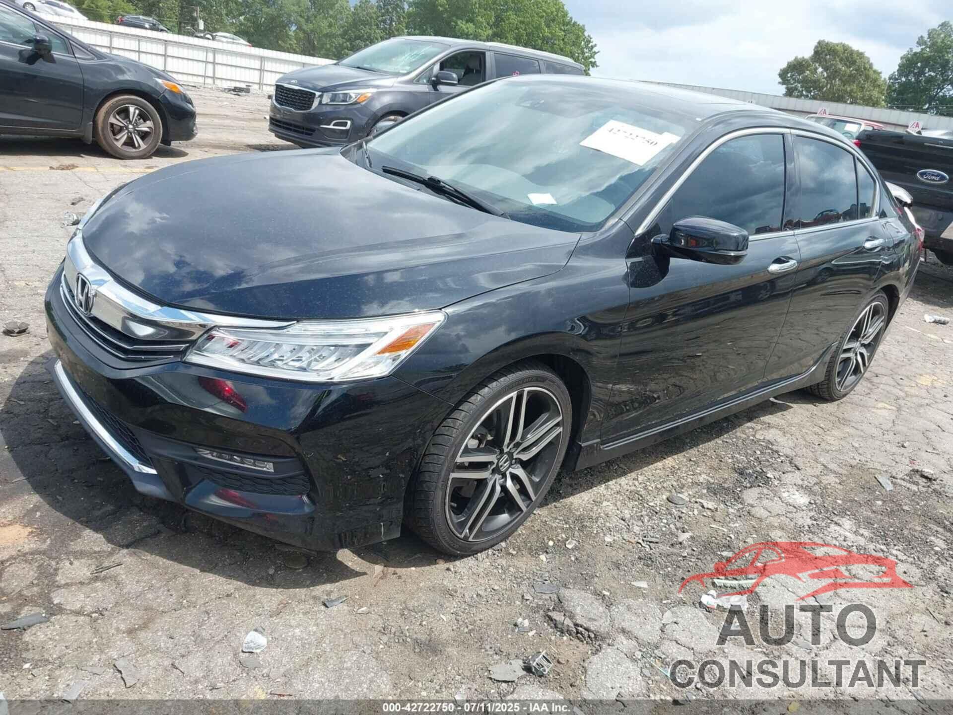 HONDA ACCORD 2017 - 1HGCR3F92HA005007