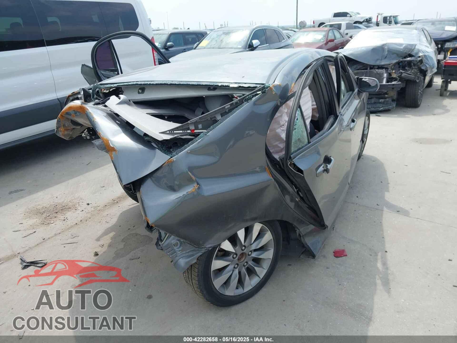 HONDA CIVIC 2010 - 19XFA1F83AE024750