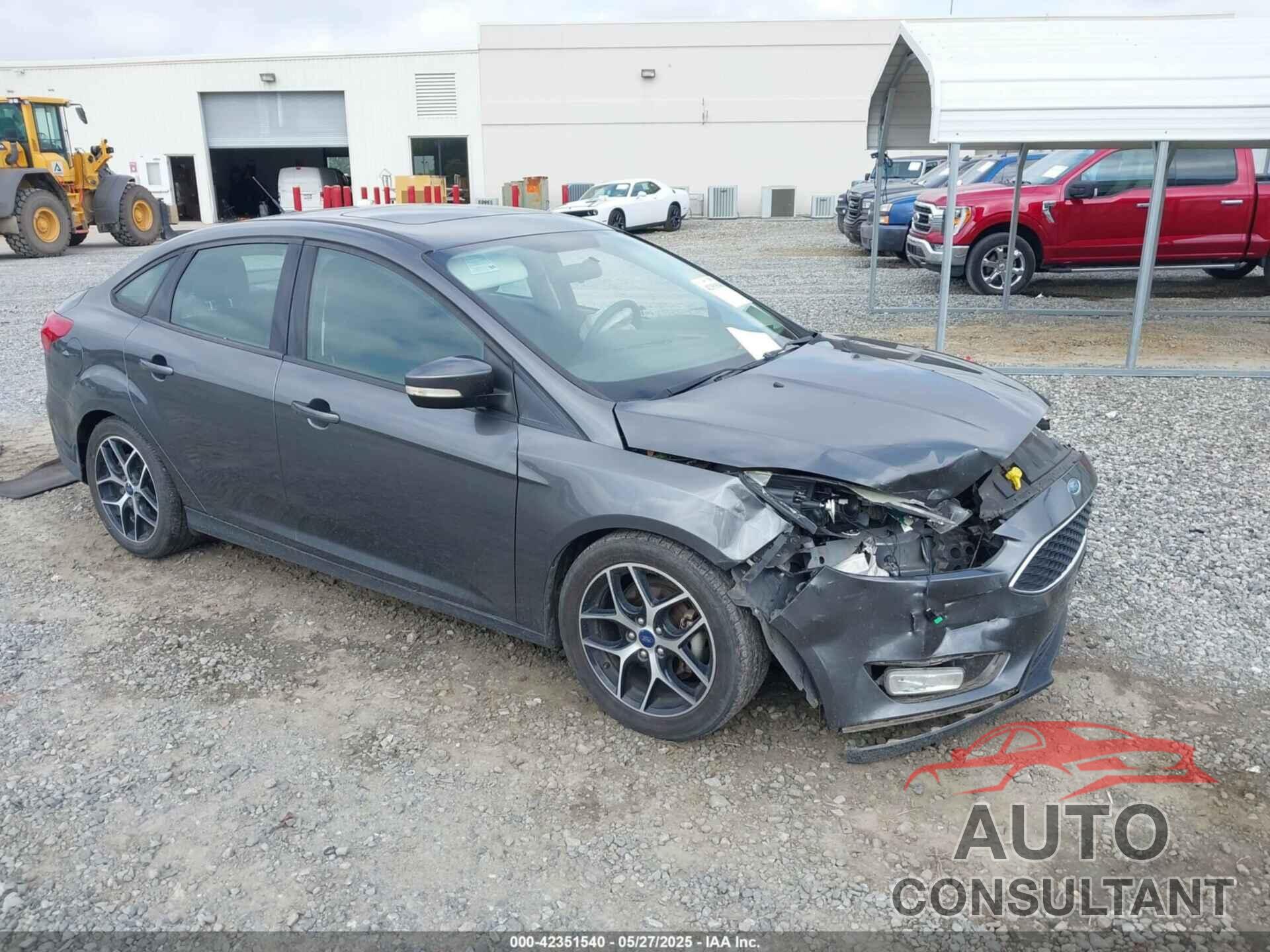 FORD FOCUS 2017 - 1FADP3H29HL225375
