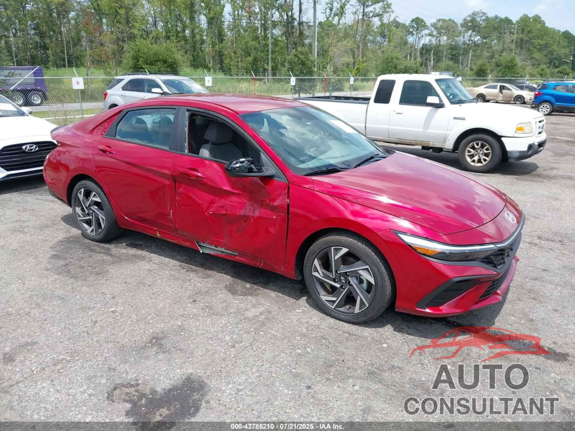 HYUNDAI ELANTRA 2025 - KMHLM4DG2SU996439