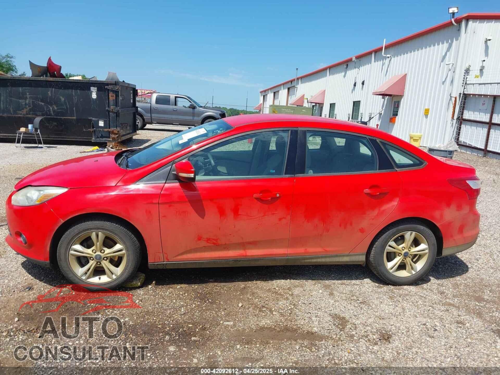 FORD FOCUS 2014 - 1FADP3F21EL196436