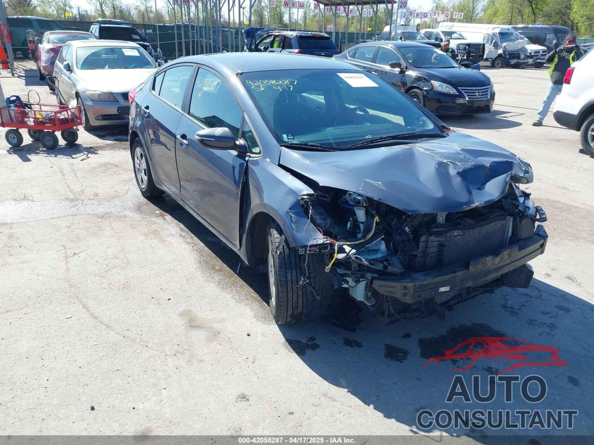 KIA FORTE 2016 - KNAFX4A60G5593661