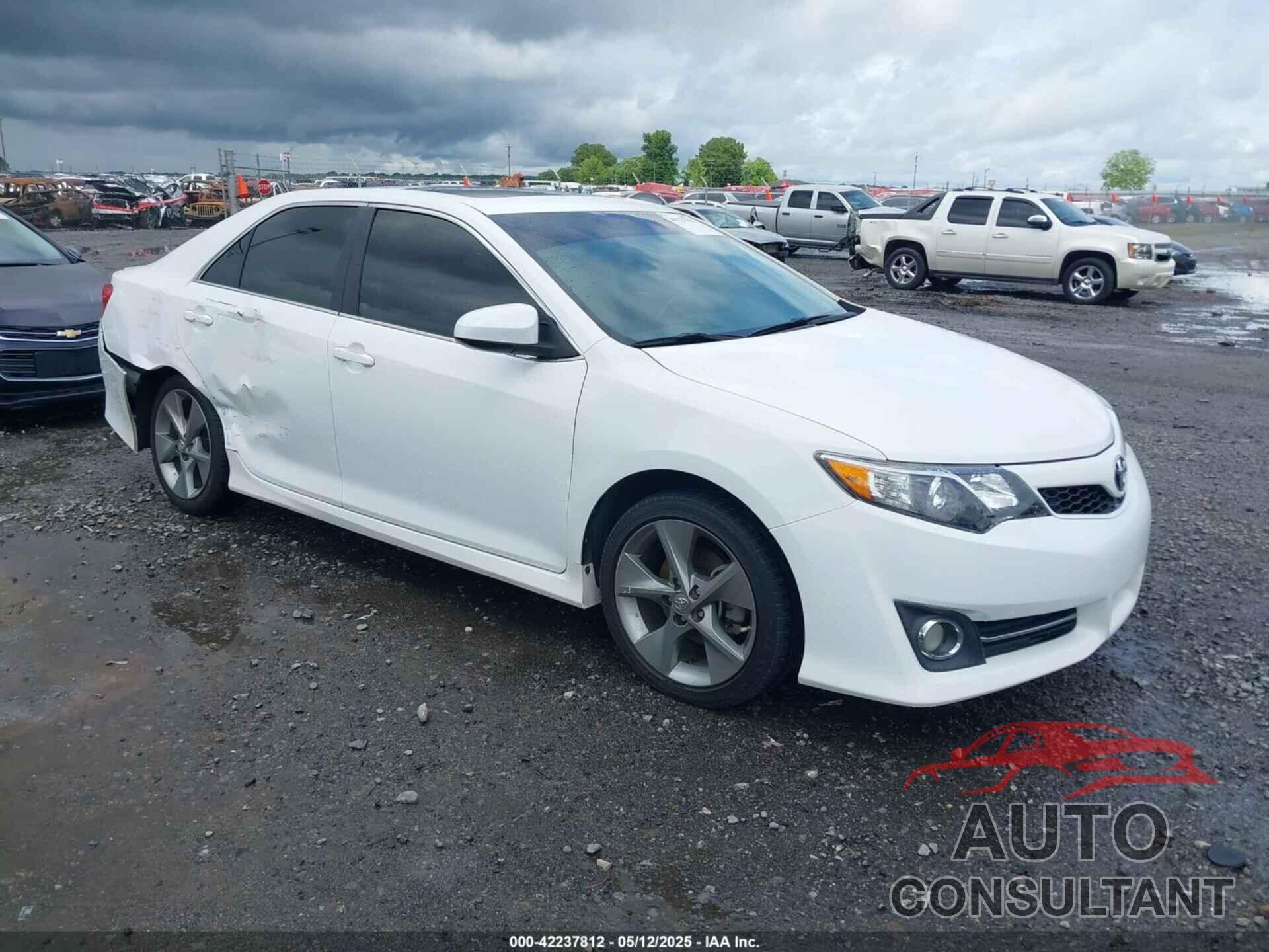 TOYOTA CAMRY 2014 - 4T1BF1FK0EU831337