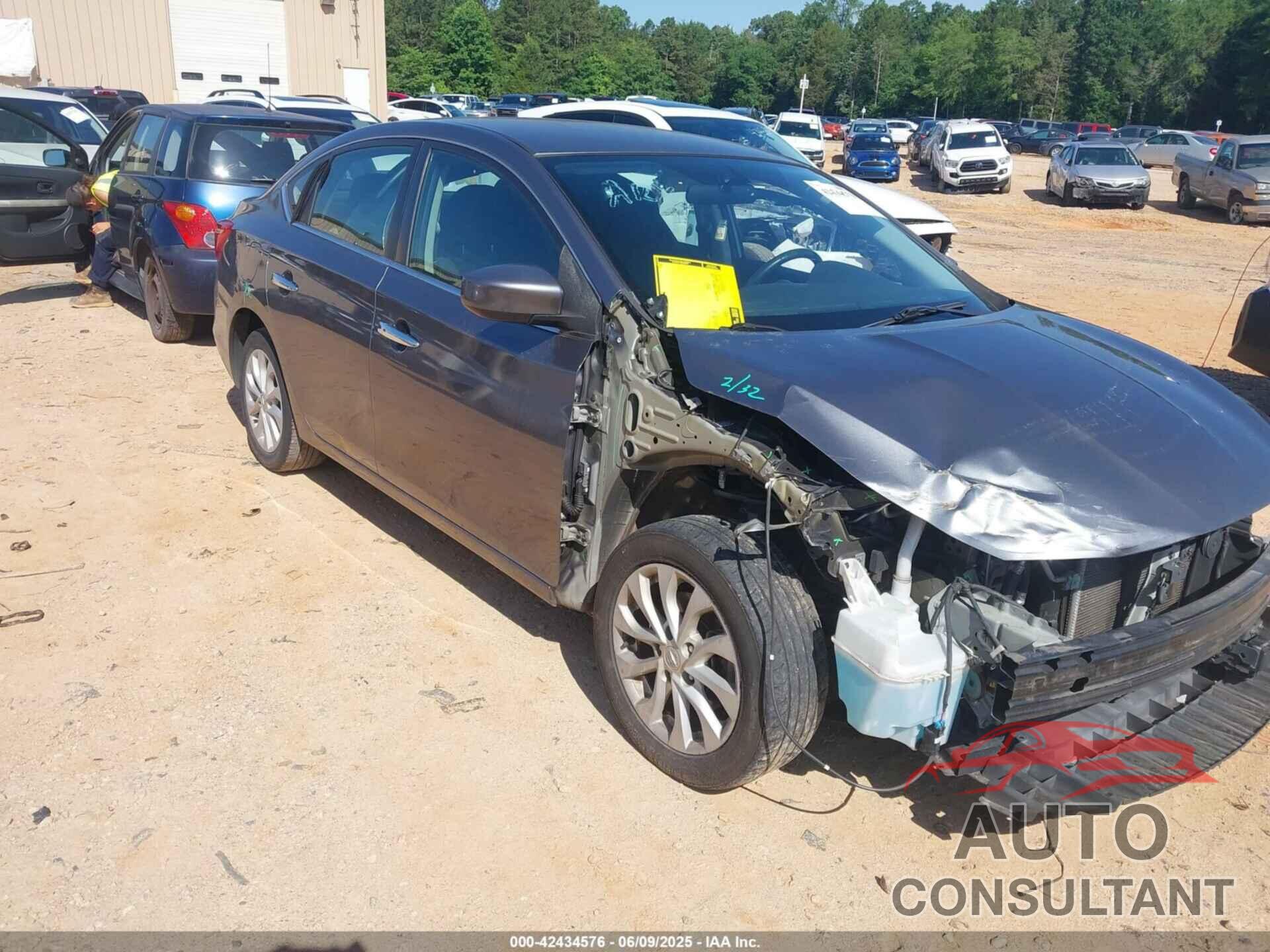 NISSAN SENTRA 2019 - 3N1AB7AP1KL628631