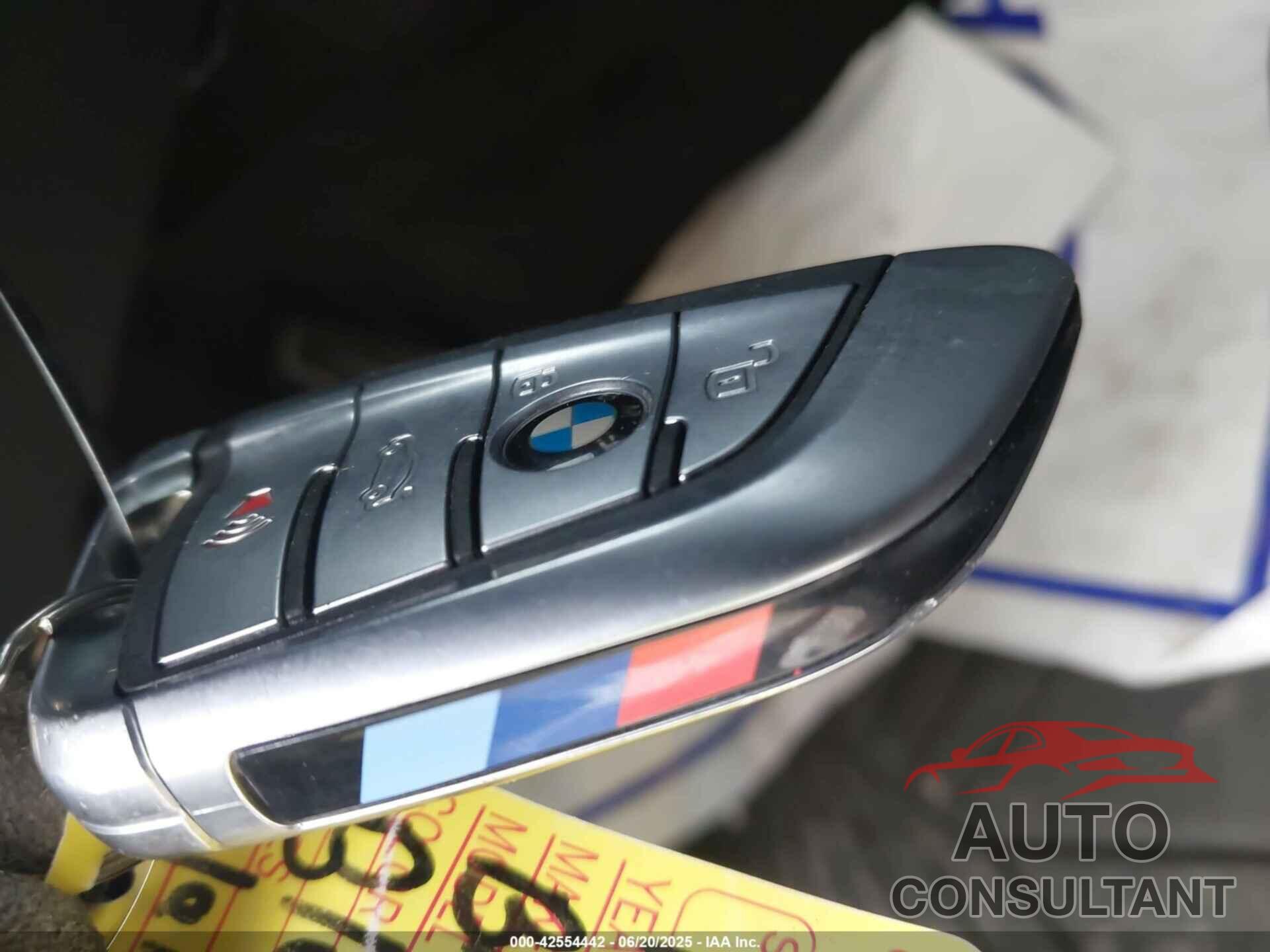 BMW M8 GRAN COUPE 2021 - WBSGV0C02MCF33723