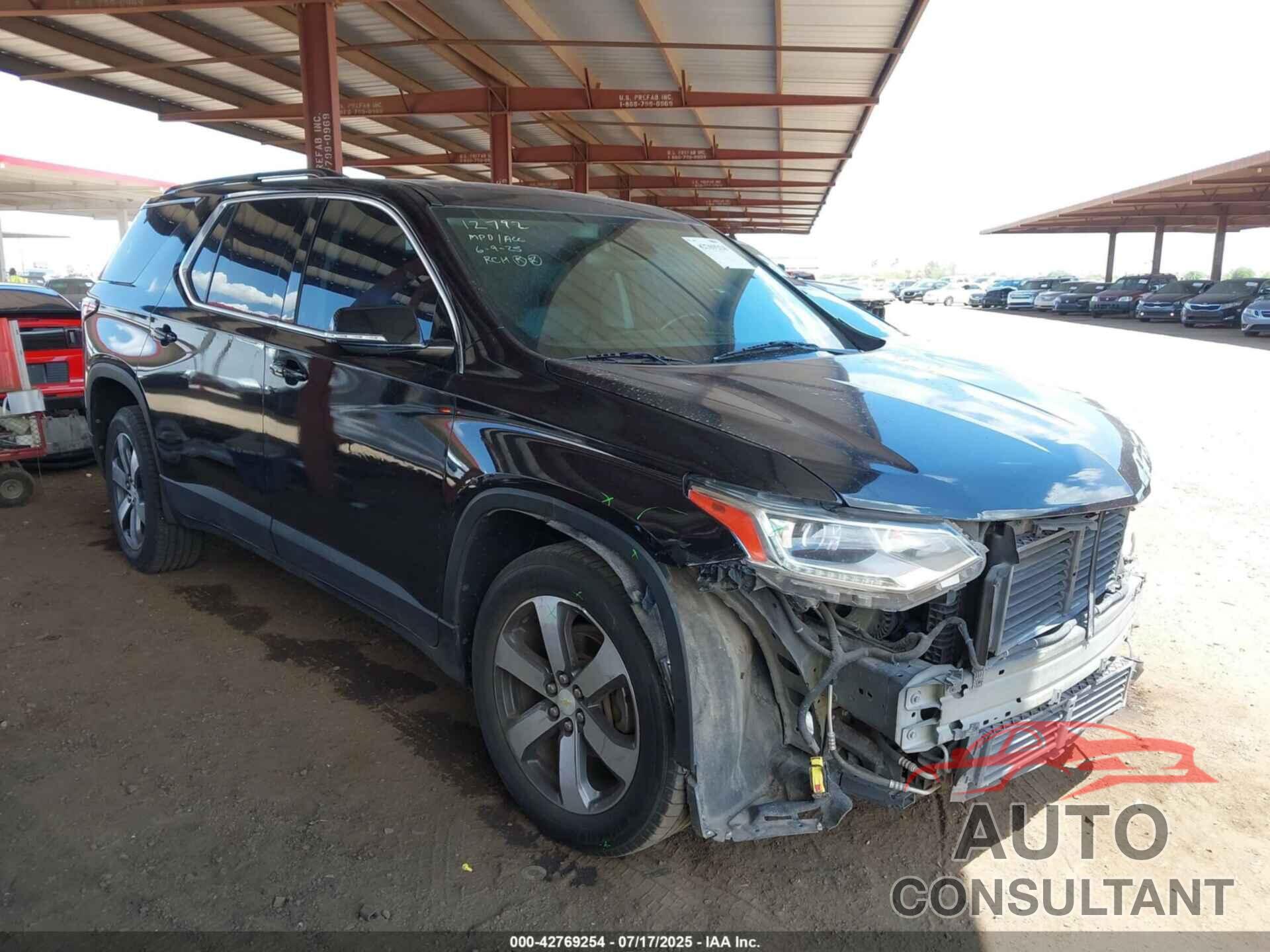 CHEVROLET TRAVERSE 2018 - 1GNERHKW8JJ117419