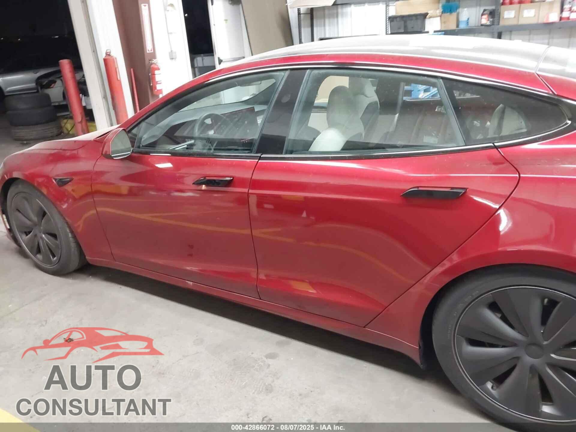 TESLA MODEL S 2023 - 5YJSA1E52PF508952