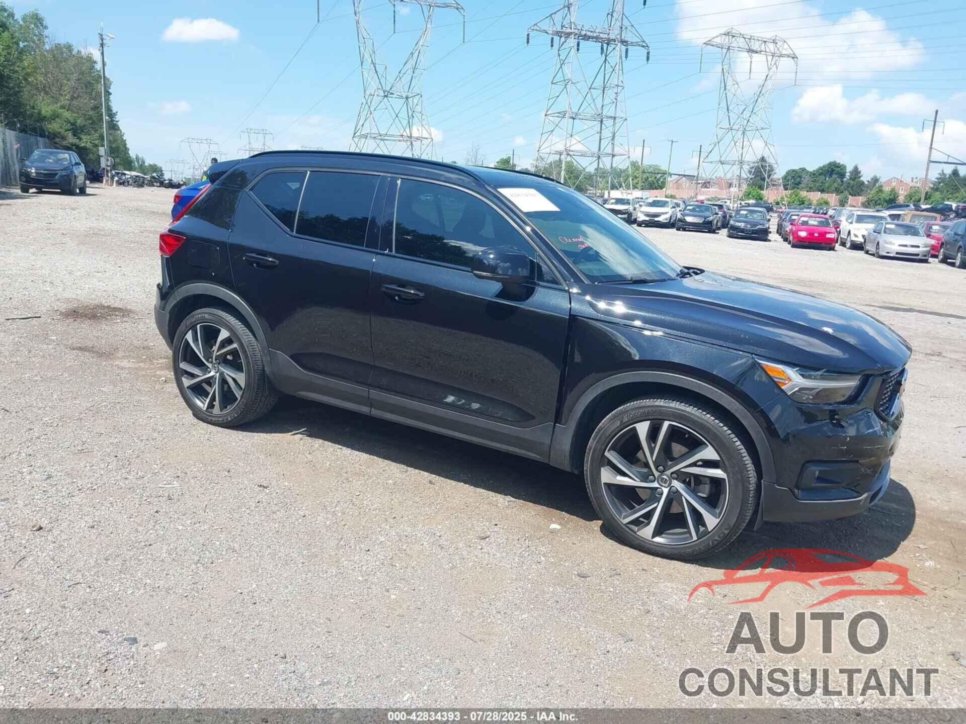 VOLVO XC40 2020 - YV4162UM3L2318762