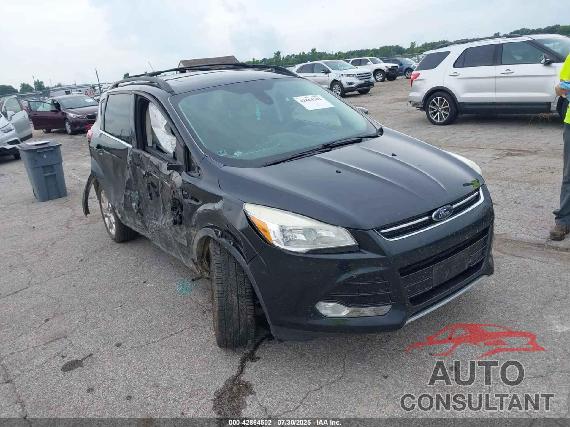 FORD ESCAPE 2013 - 1FMCU9HX5DUB79315