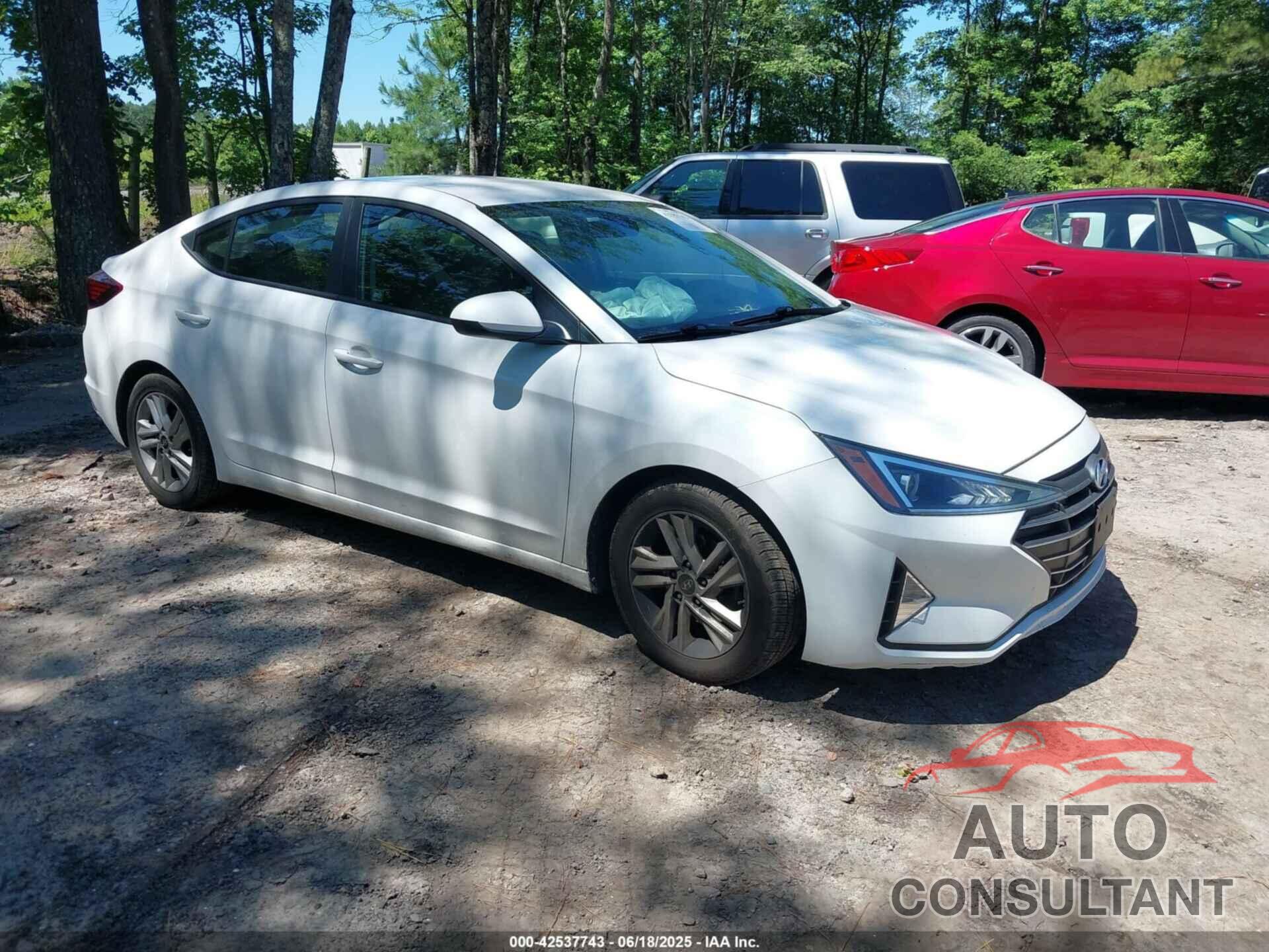 HYUNDAI ELANTRA 2020 - 5NPD84LF4LH633187