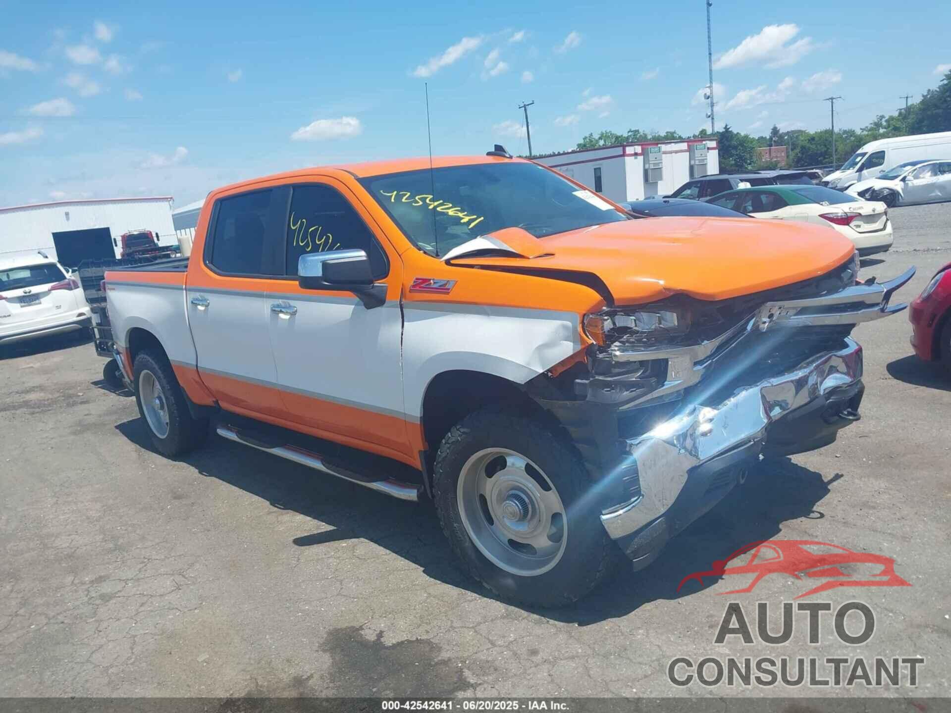 CHEVROLET SILVERADO 1500 2020 - 1GCUYDED7LZ177657