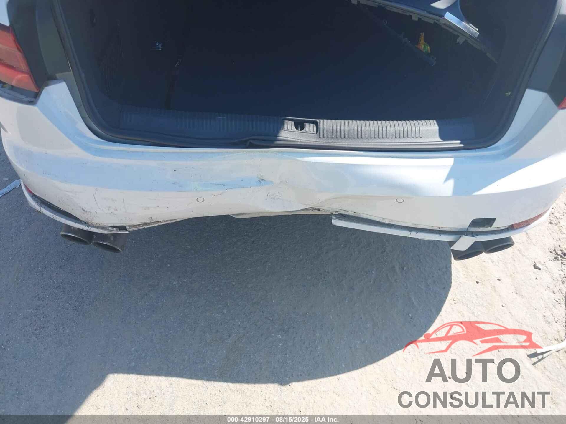 AUDI S4 2018 - WAUB4AF4XJA101715