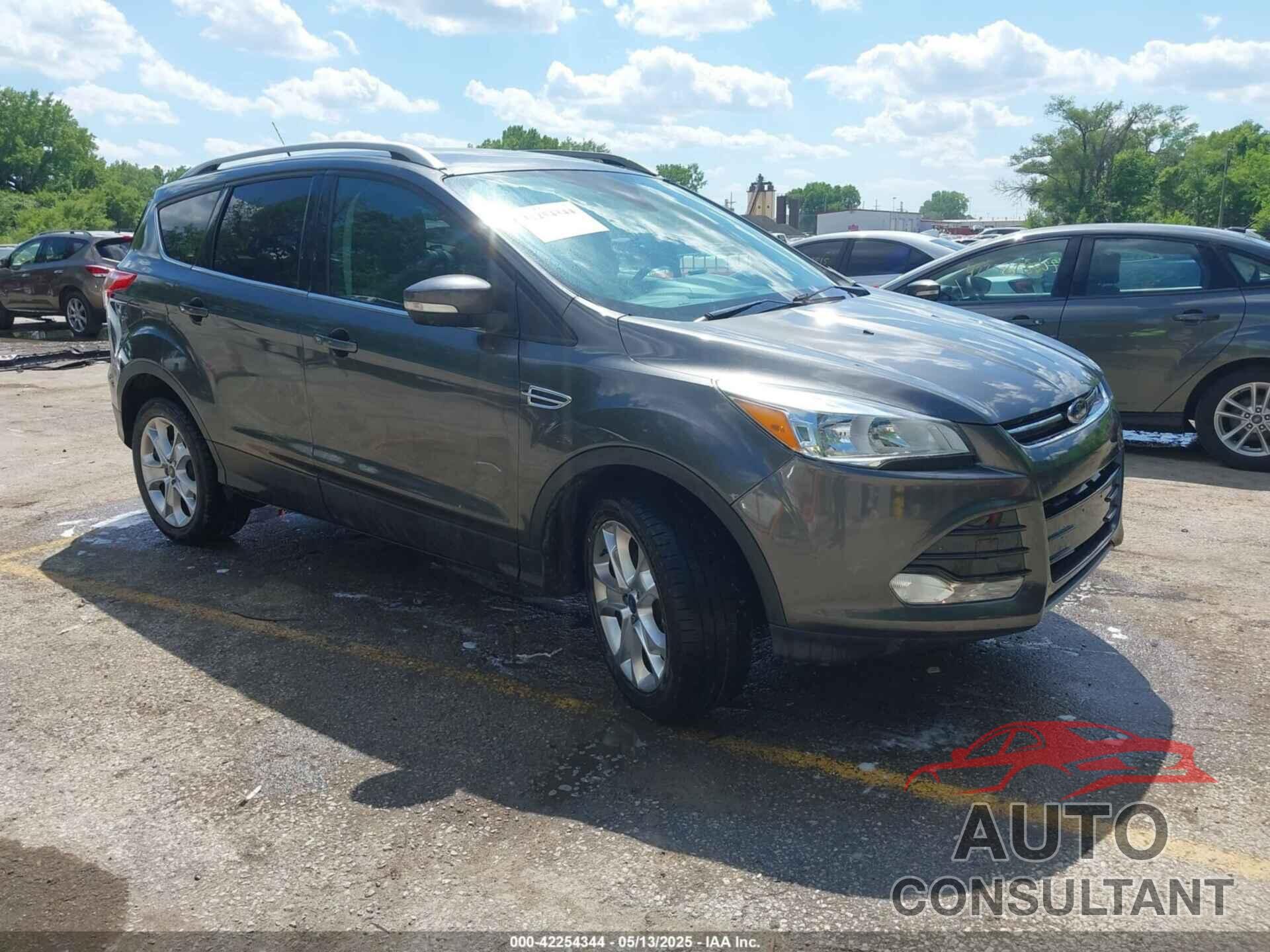 FORD ESCAPE 2016 - 1FMCU0JX5GUB14992