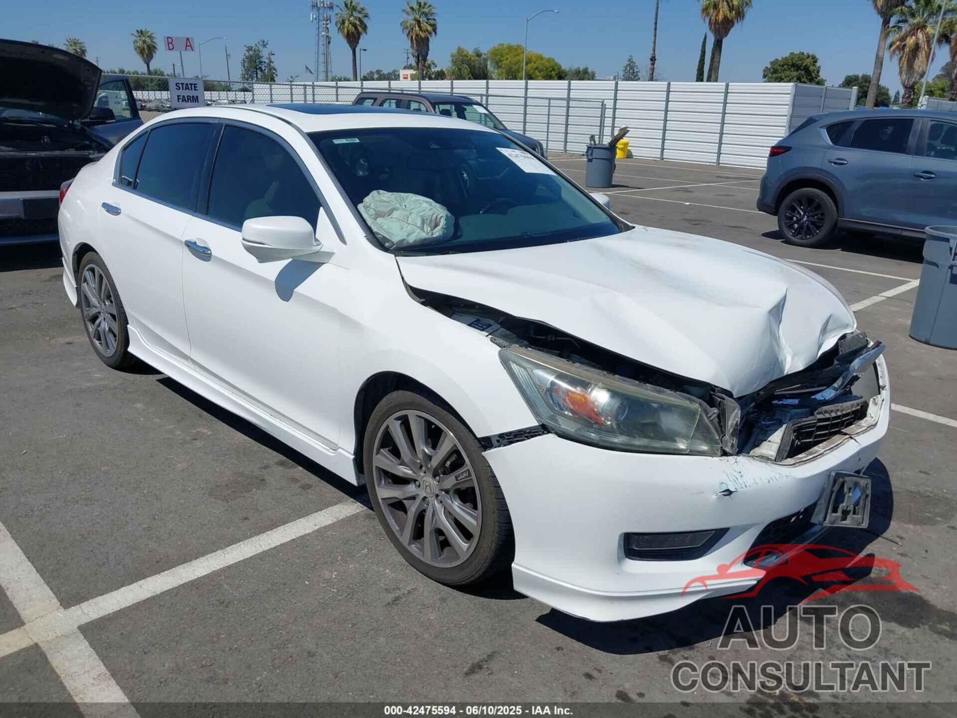 HONDA ACCORD 2014 - 1HGCR3F85EA007904