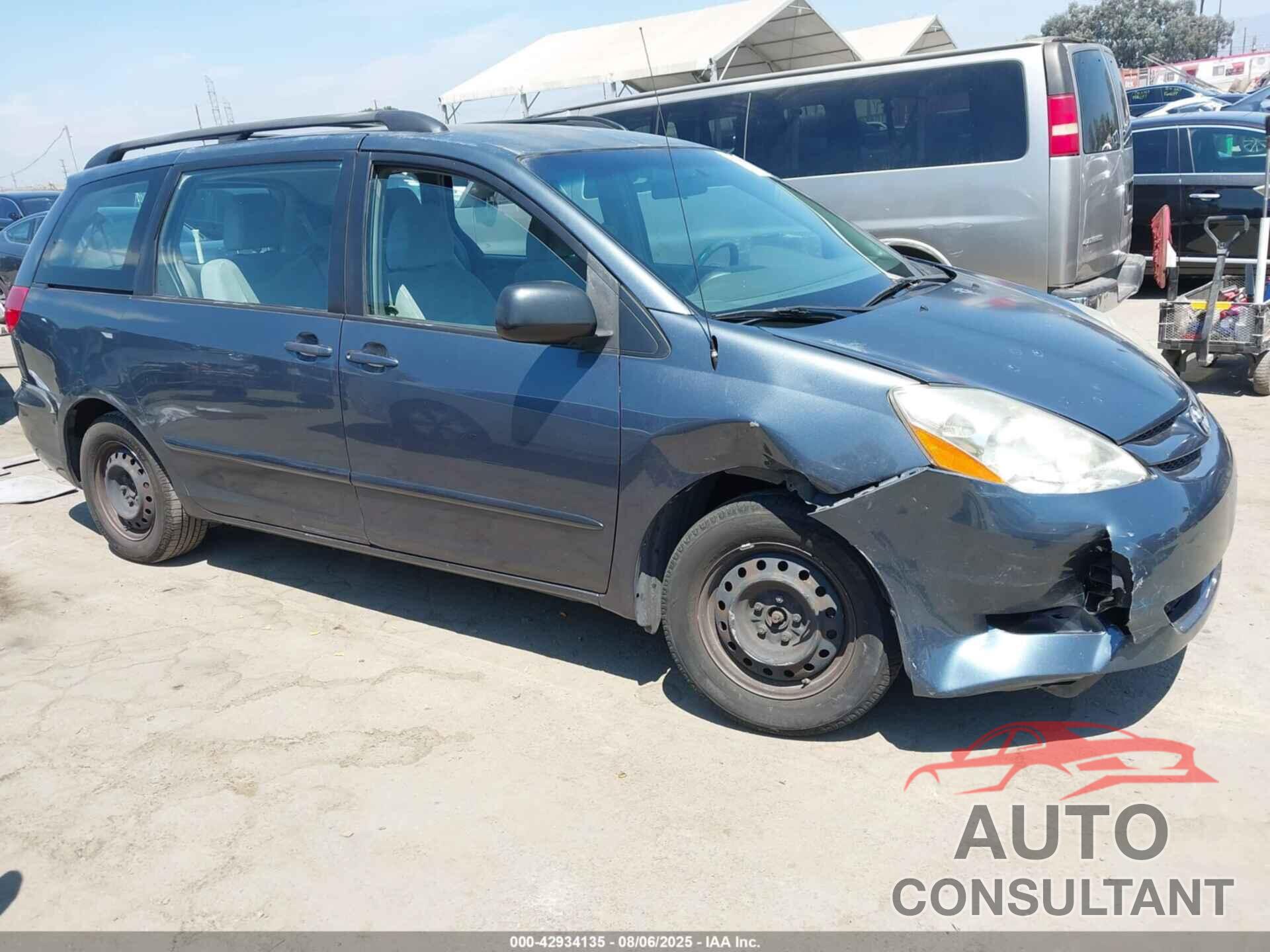 TOYOTA SIENNA 2010 - 5TDKK4CC3AS312621
