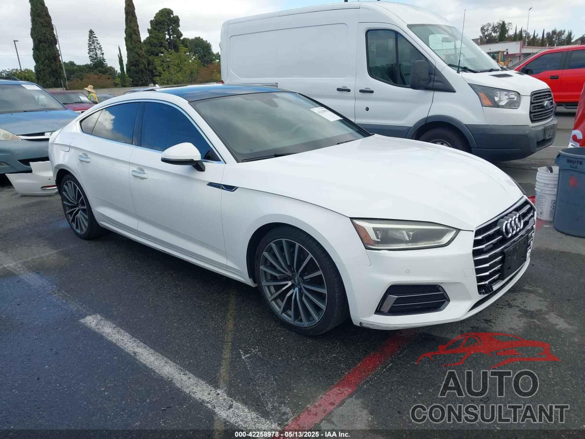AUDI A5 2019 - WAUBNCF58KA091561