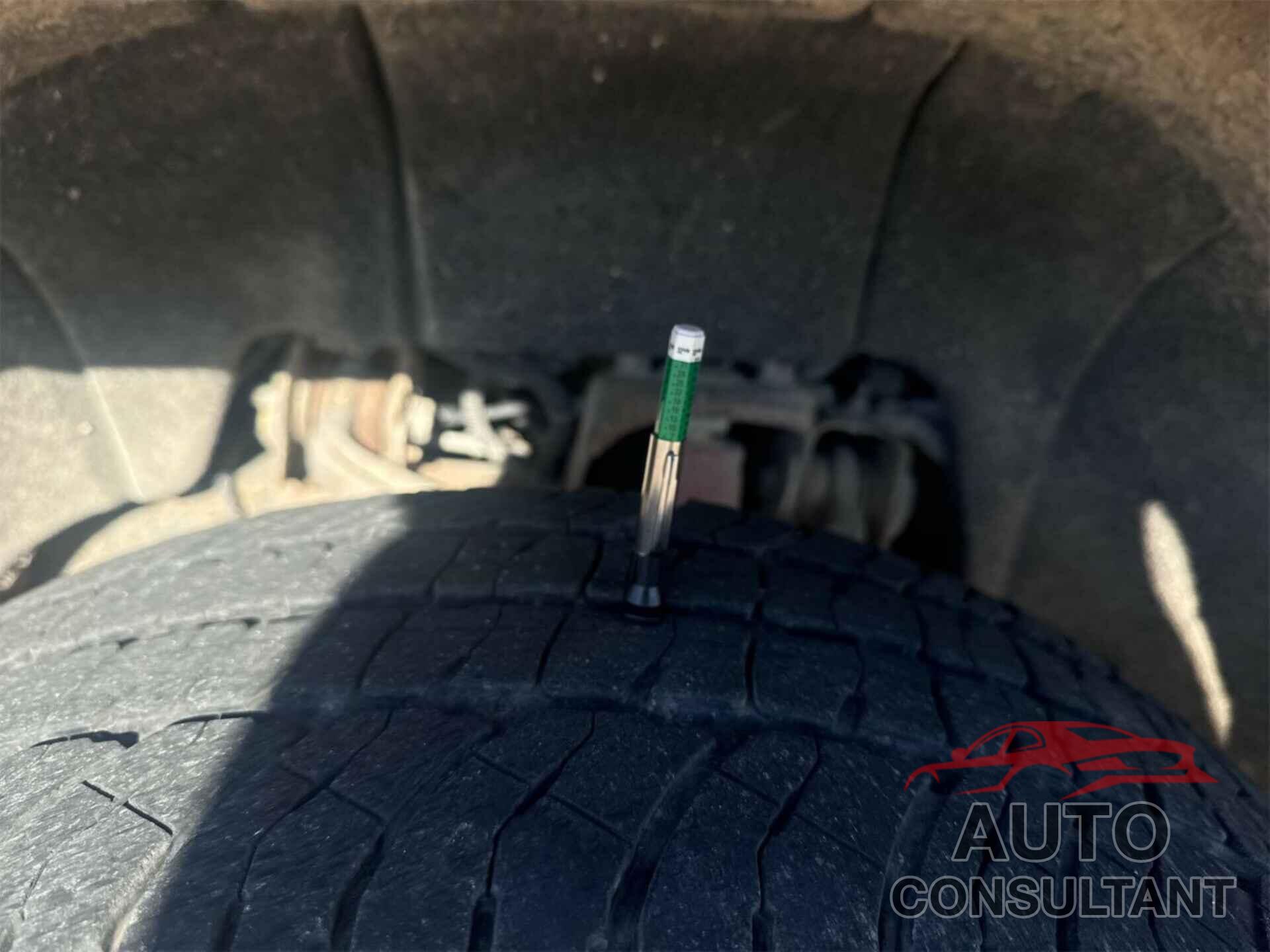 CHEVROLET SILVERADO 2018 - 1GC2KUEG8JZ321748