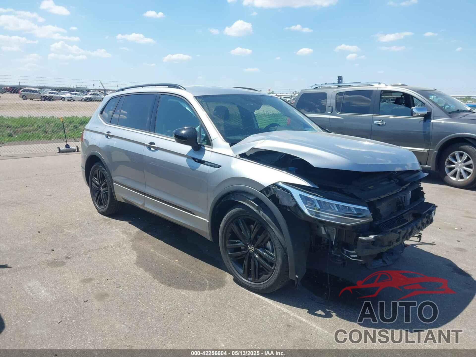 VOLKSWAGEN TIGUAN 2022 - 3VVCB7AX2NM003645