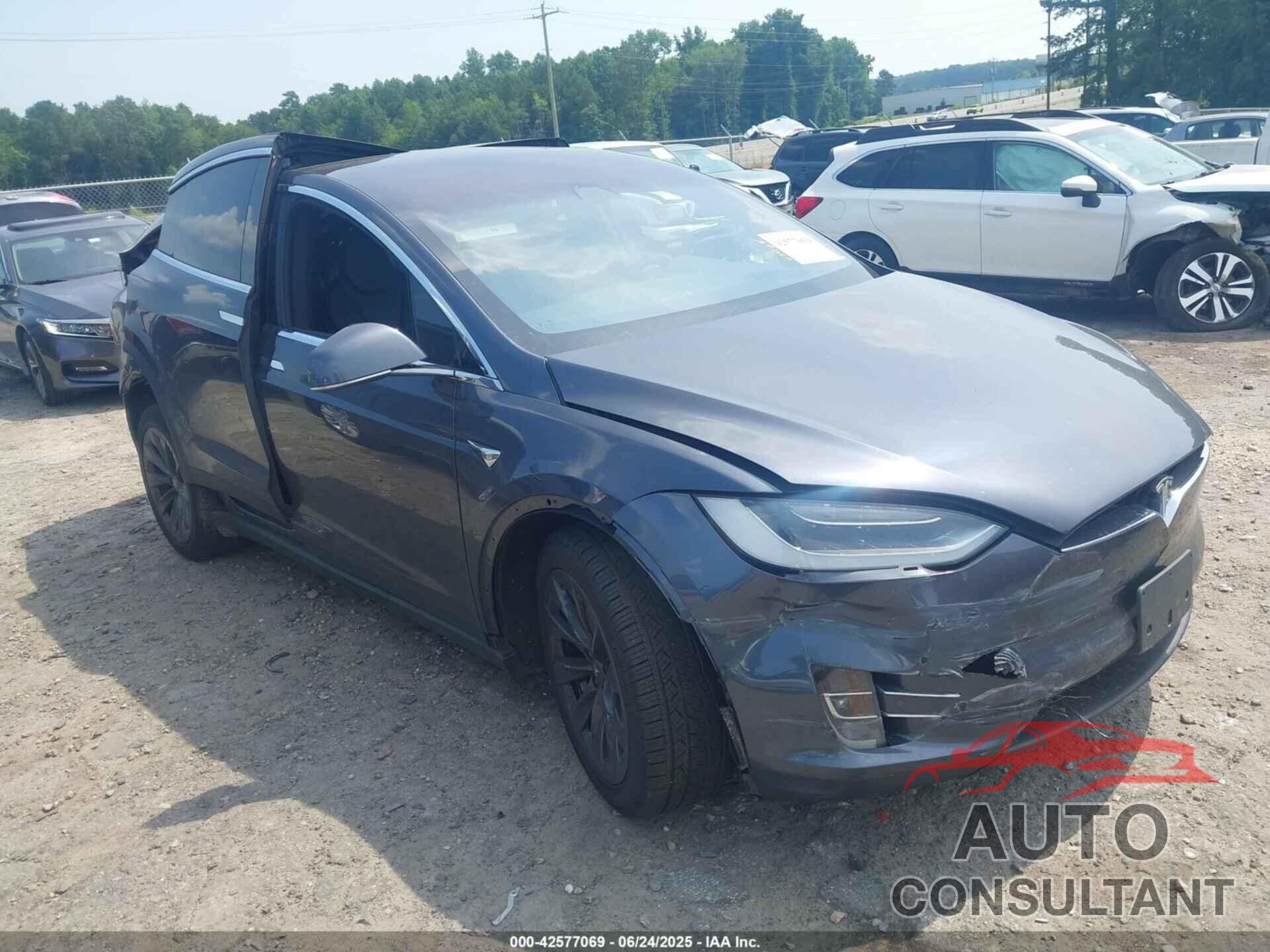 TESLA MODEL X 2019 - 5YJXCDE25KF152979