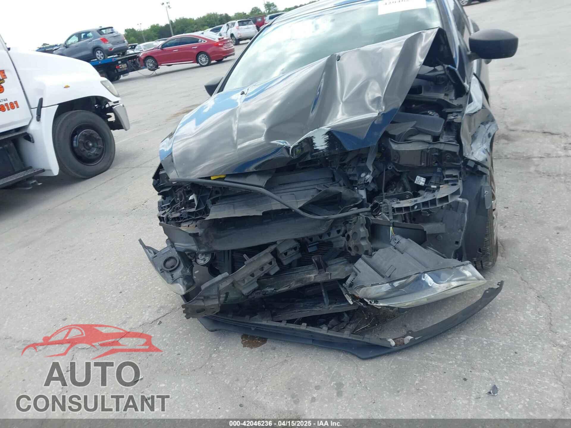 FORD FOCUS 2016 - 1FADP3E26GL335402