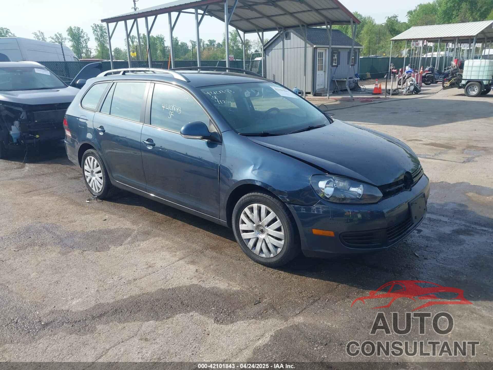 VOLKSWAGEN JETTA 2010 - 3VWKX7AJ5AM655089