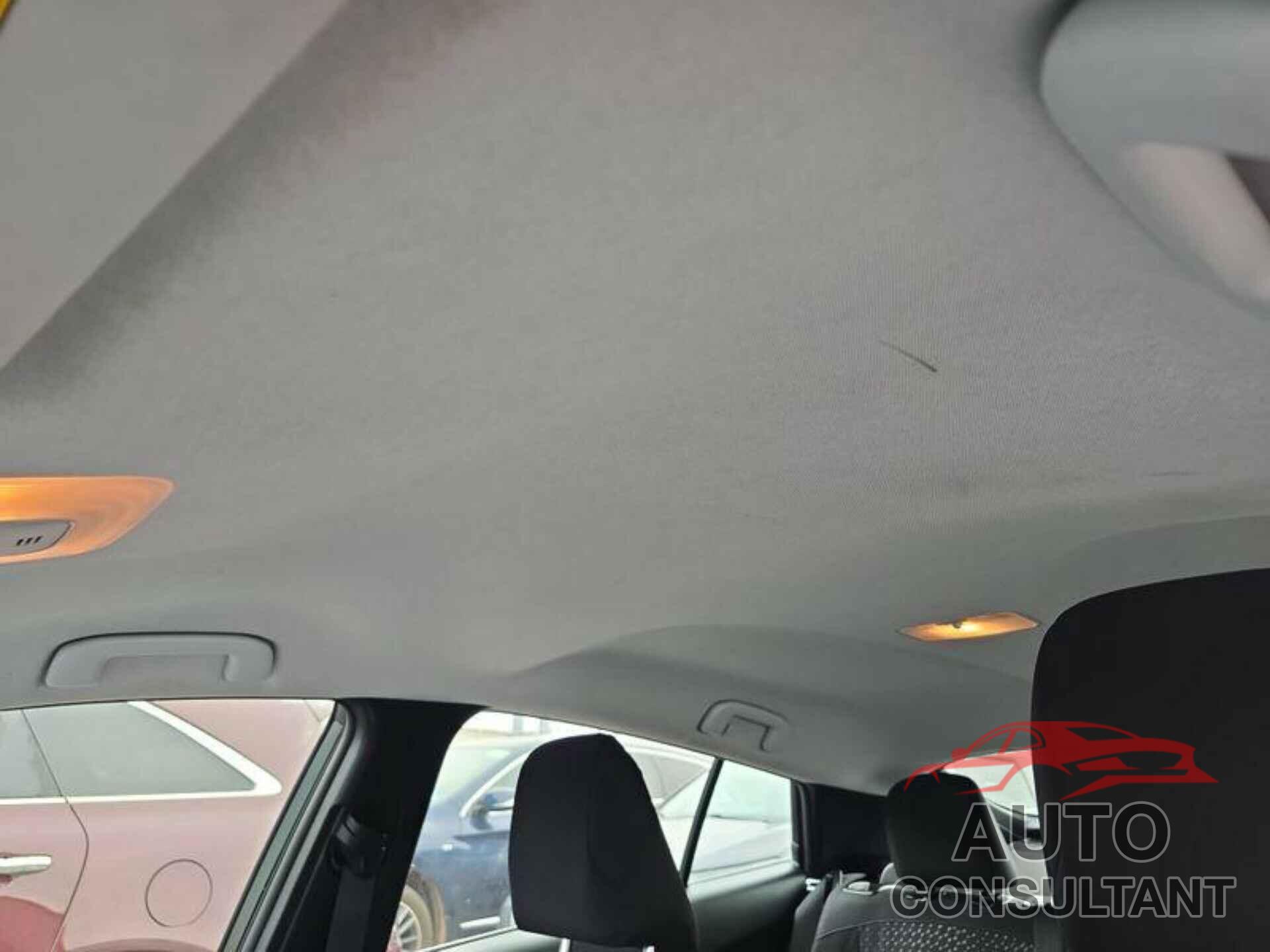 TOYOTA PRIUS 2018 - JTDKARFU6J3065701