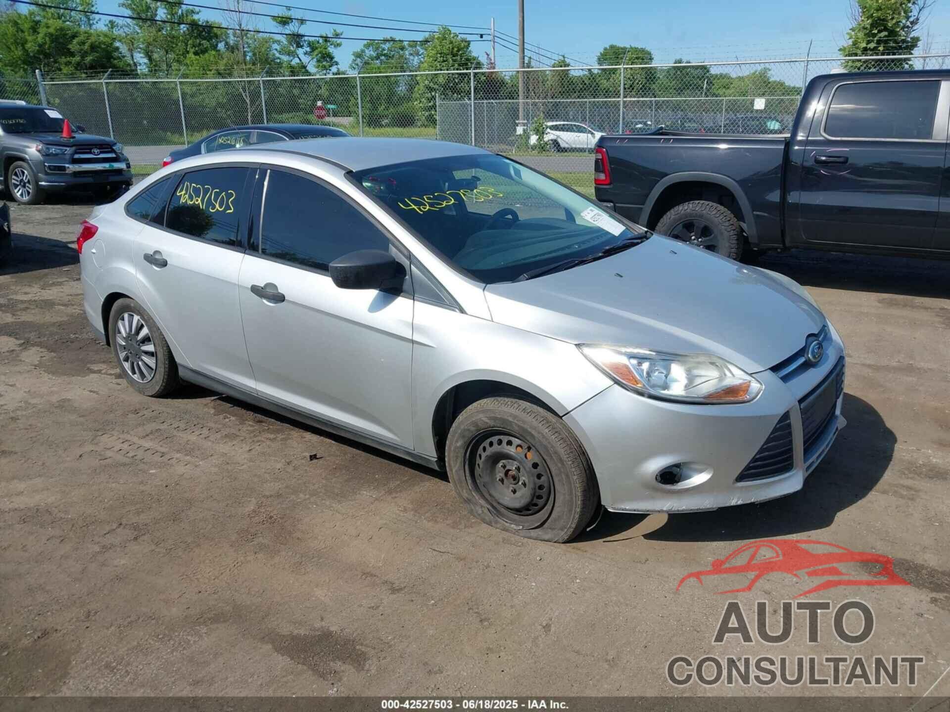 FORD FOCUS 2013 - 1FADP3E24DL161986