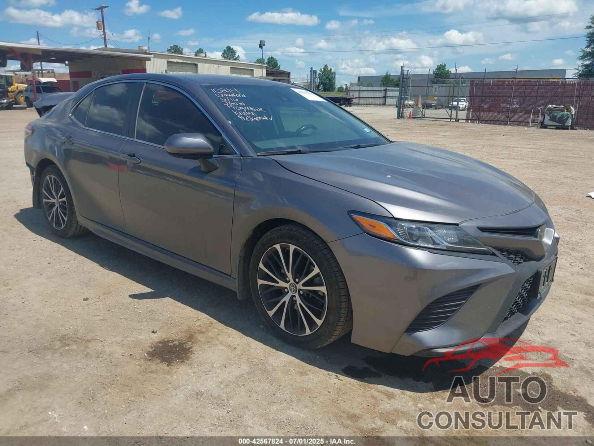 TOYOTA CAMRY 2019 - 4T1B11HK2KU837129