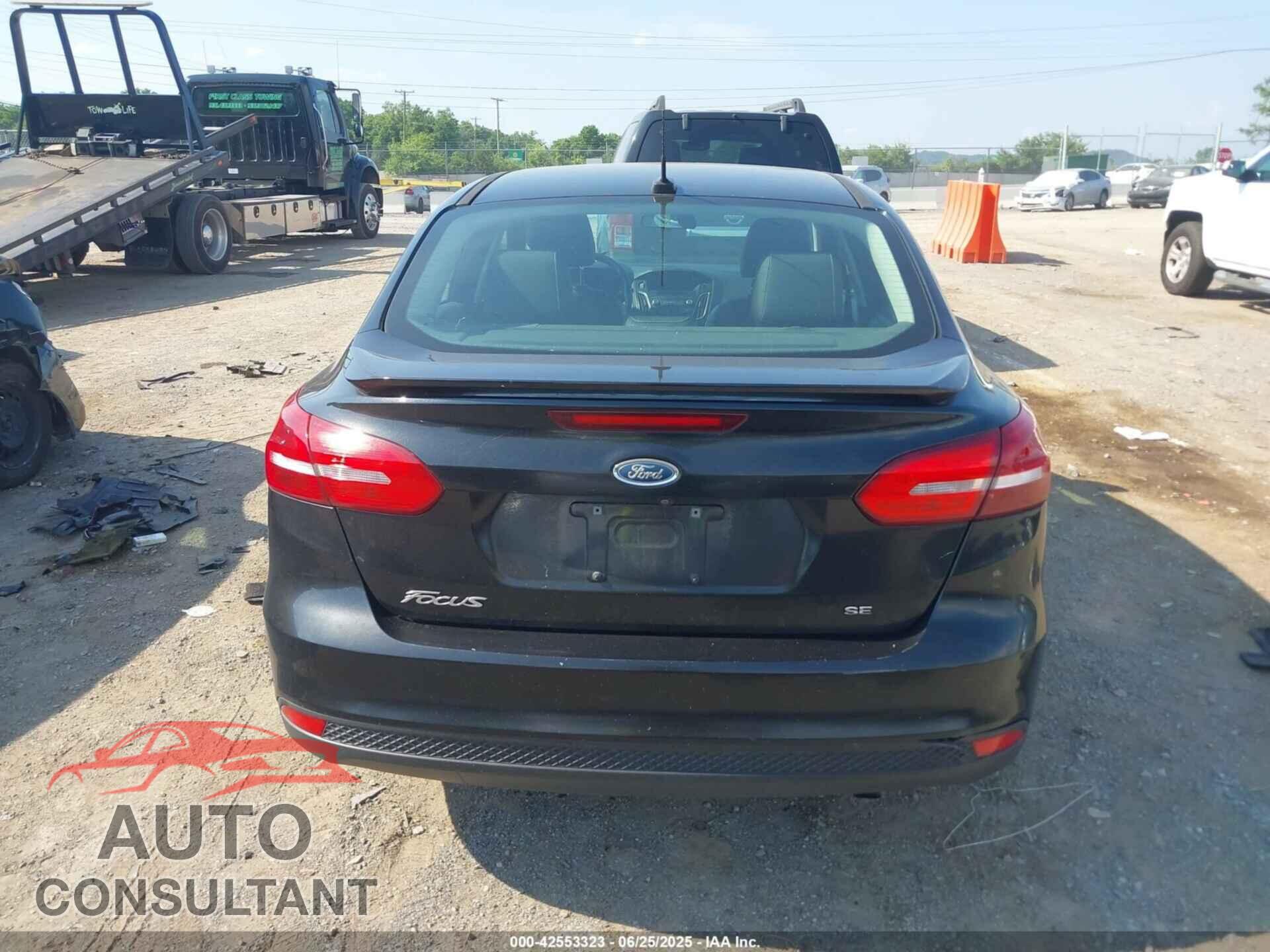 FORD FOCUS 2015 - 1FADP3F25FL284097