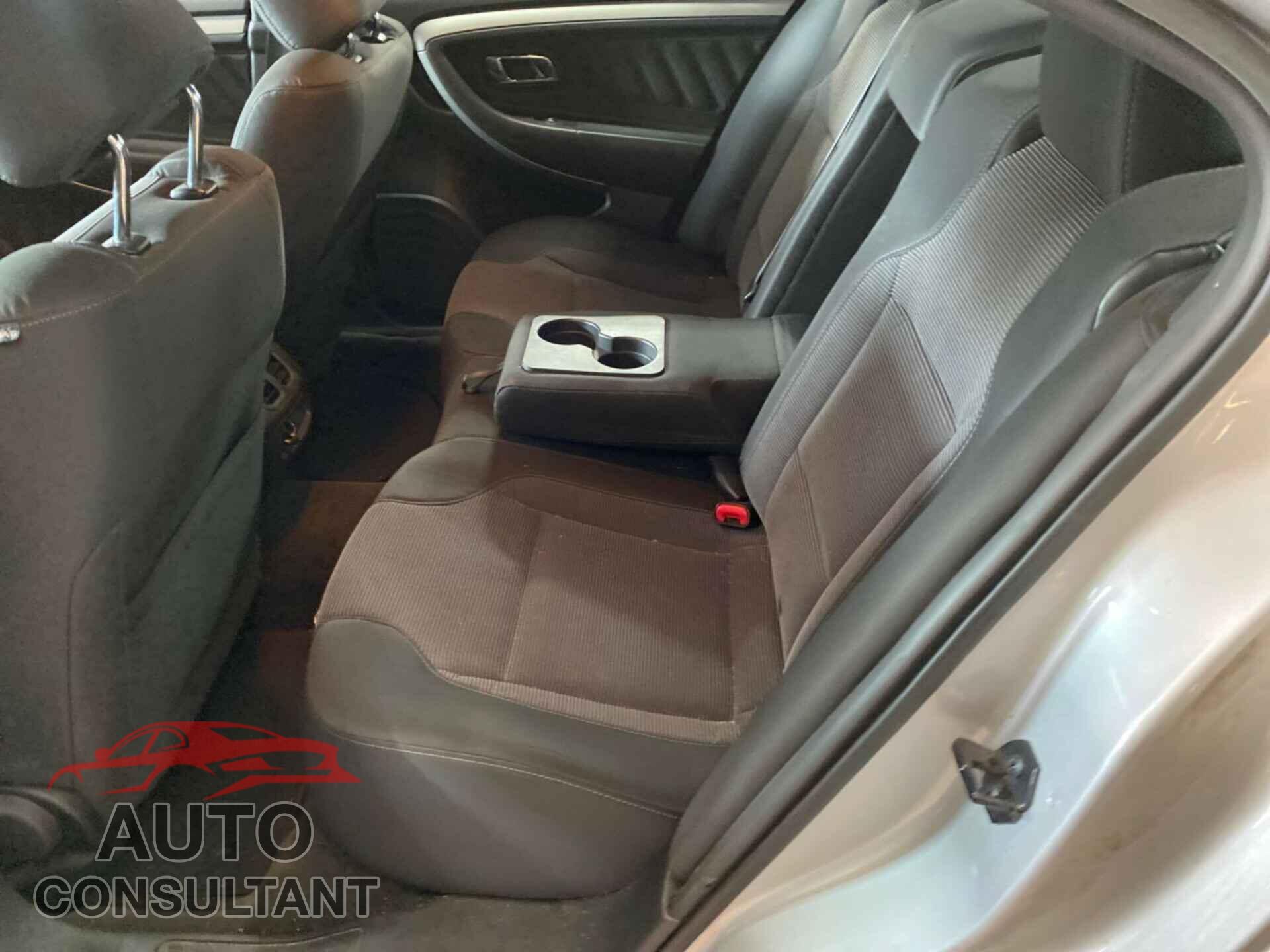 FORD TAURUS 2016 - 1FAHP2E88GG116319