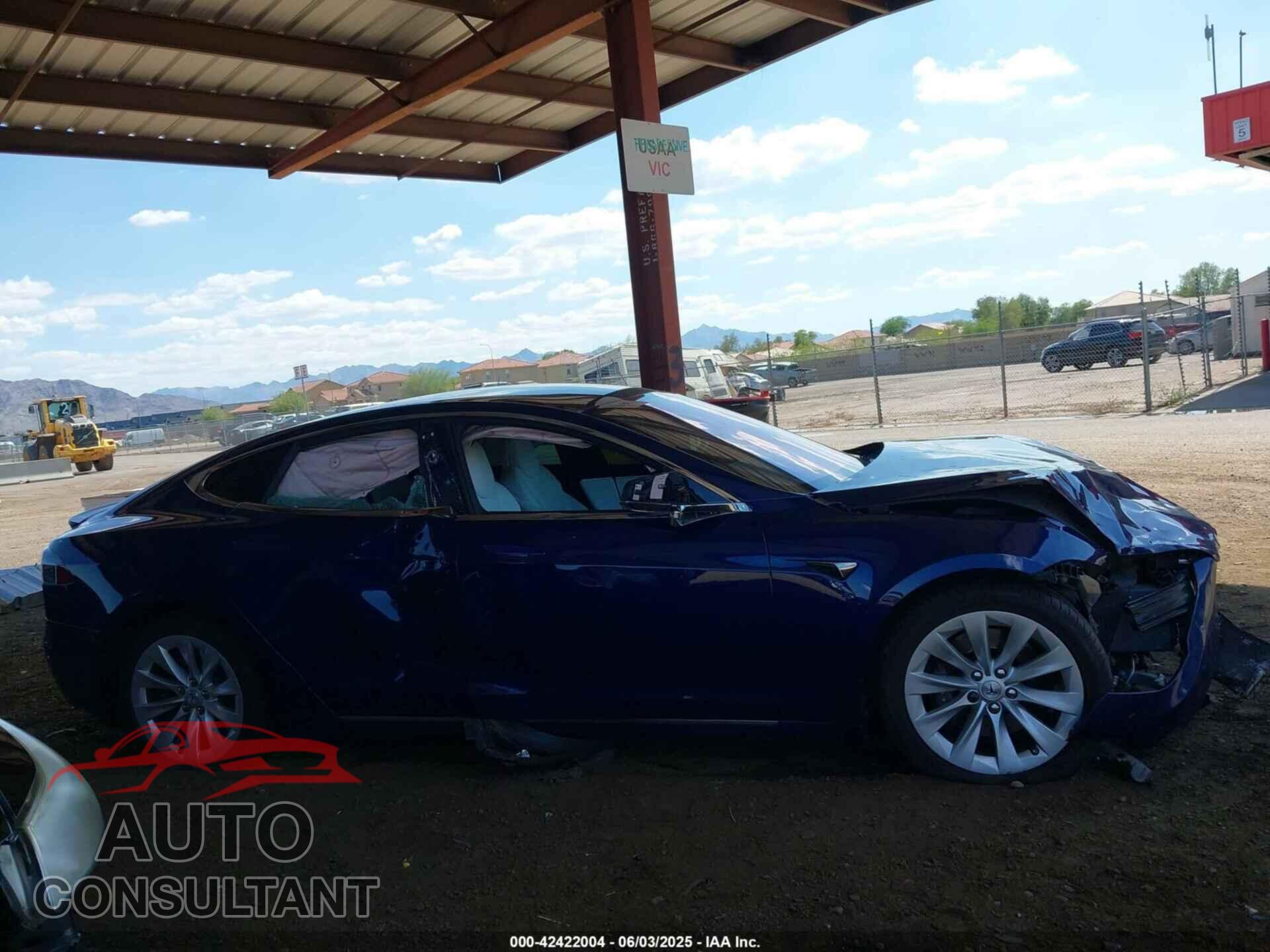 TESLA MODEL S 2017 - 5YJSA1E21HF190815