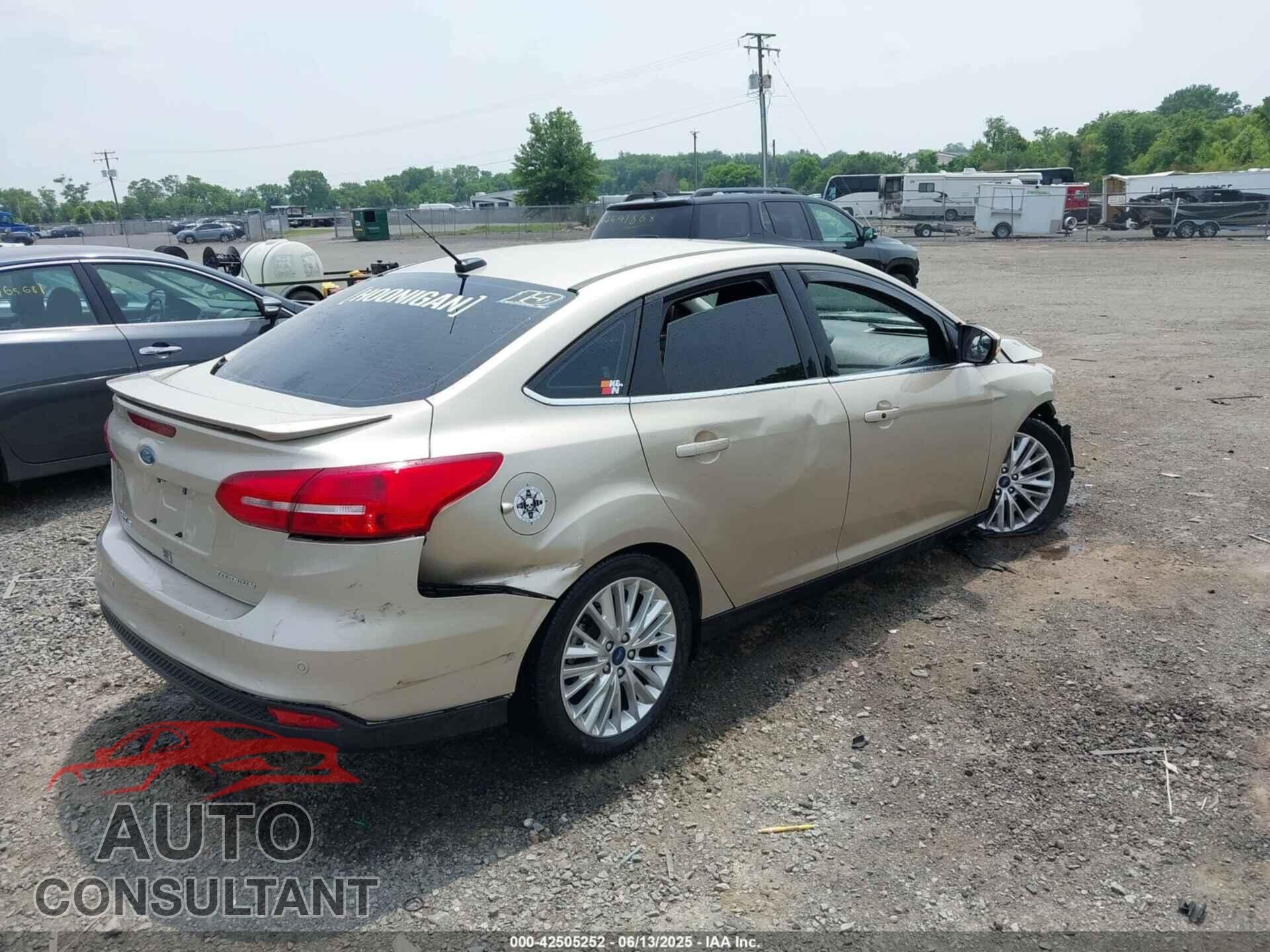 FORD FOCUS 2017 - 1FADP3J21HL236686